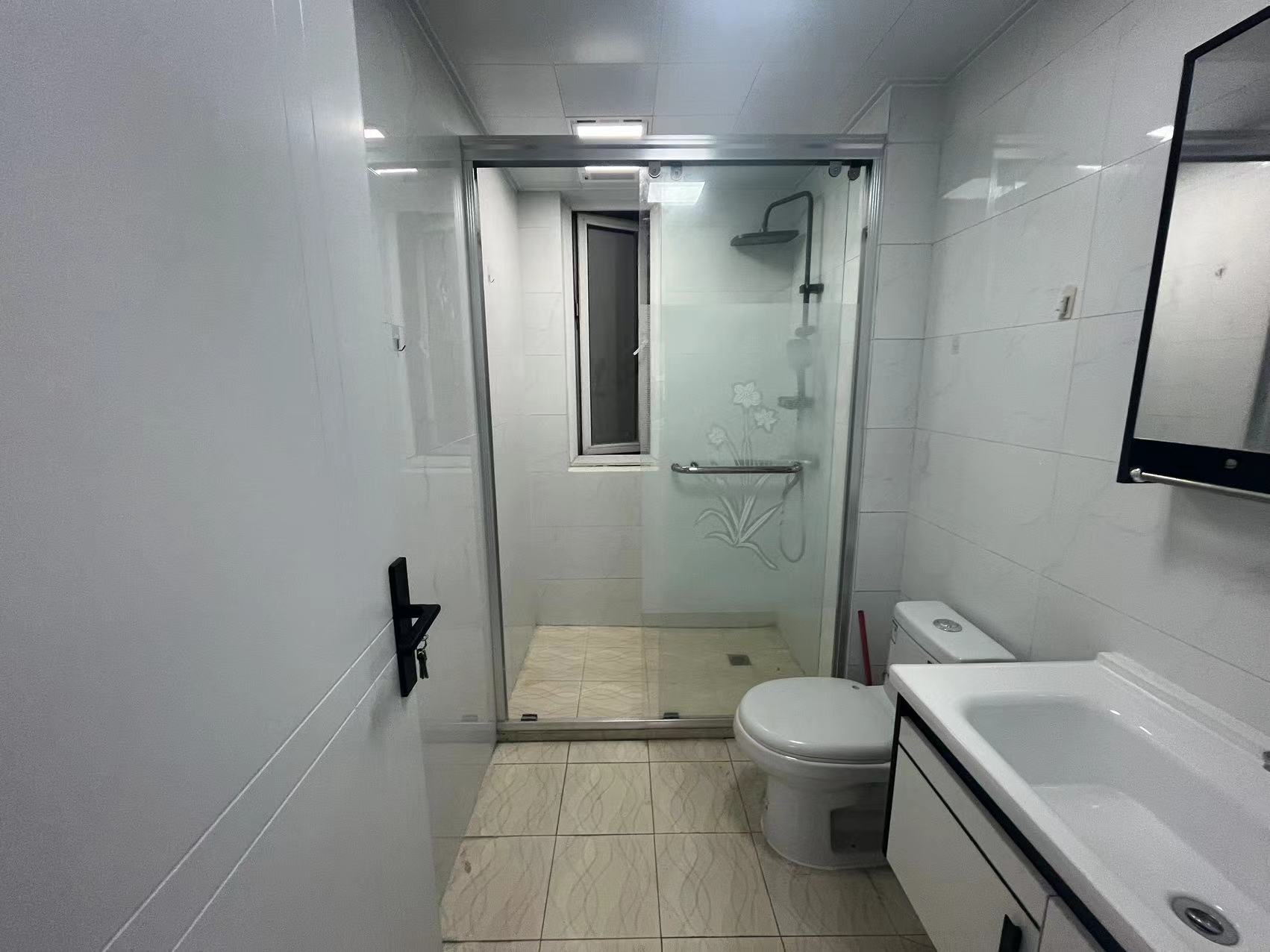 中海碧林湾 3室2厅1卫 97m&sup2;