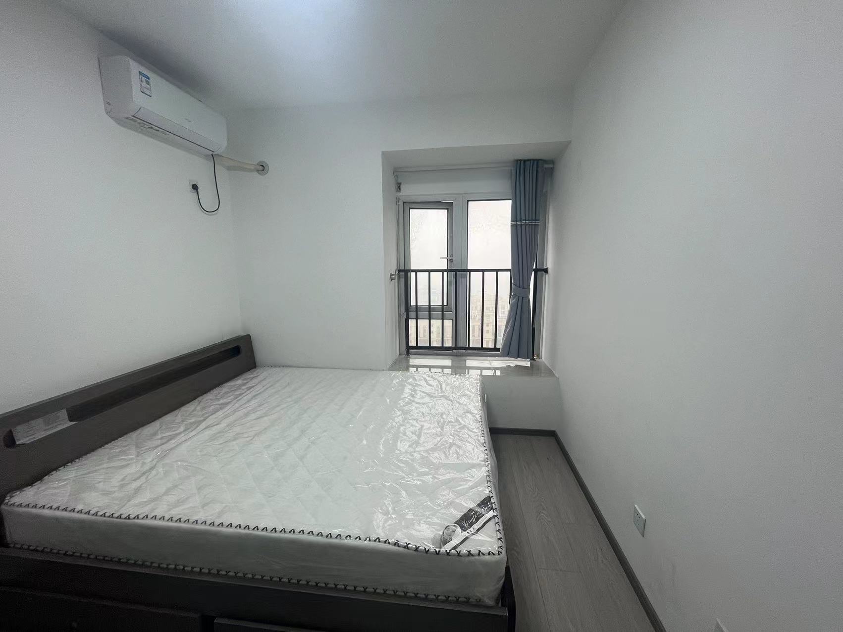 中海碧林湾 3室2厅1卫 97m&sup2;