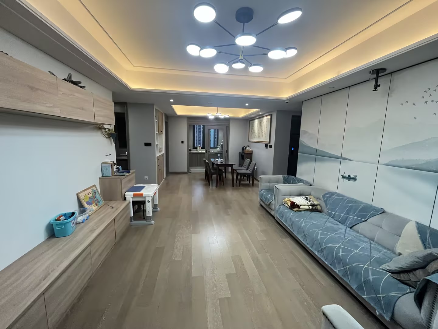 湖山源著 3室2厅2卫 125m&sup2;
