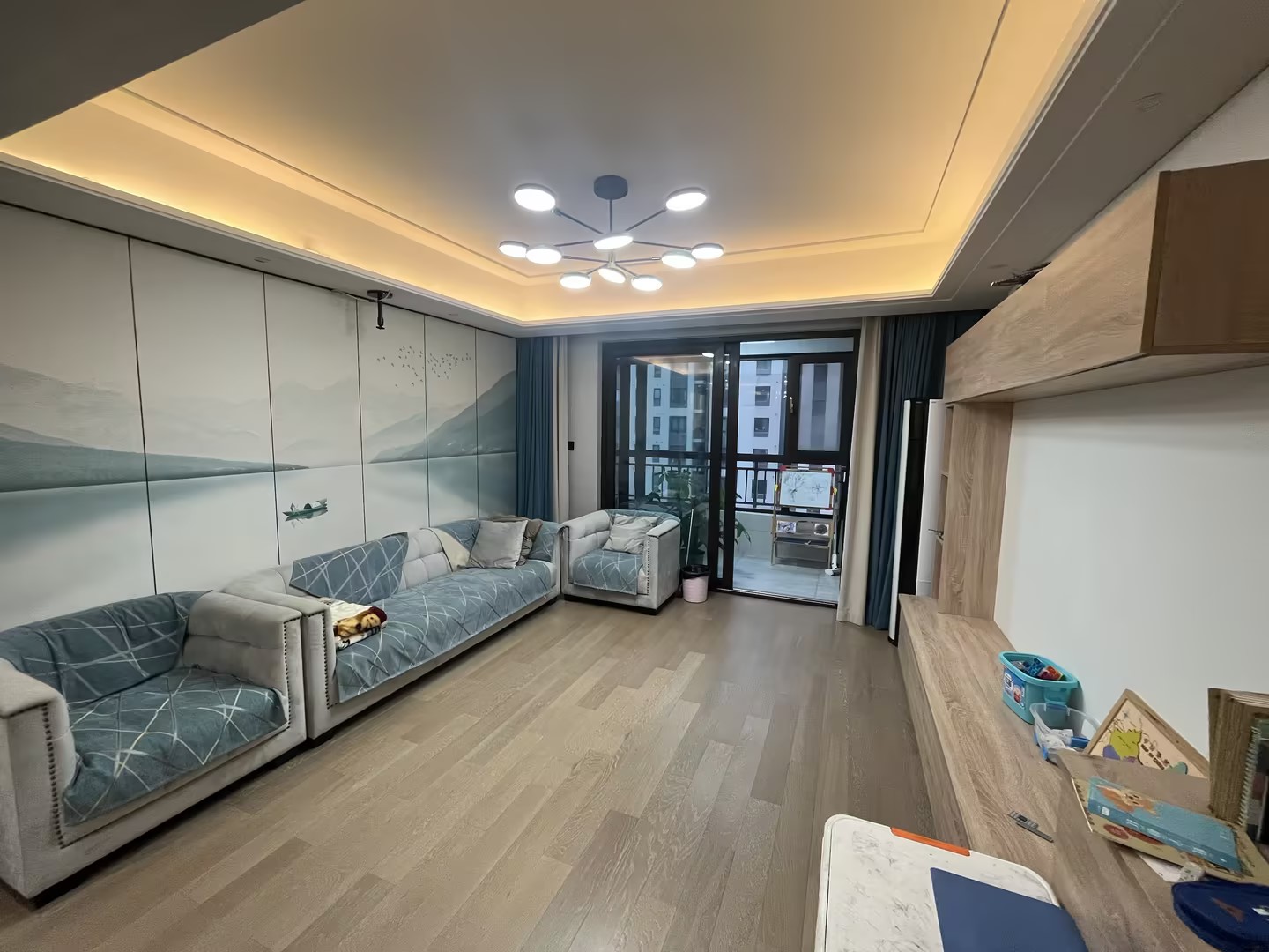 湖山源著 3室2厅2卫 125m&sup2;