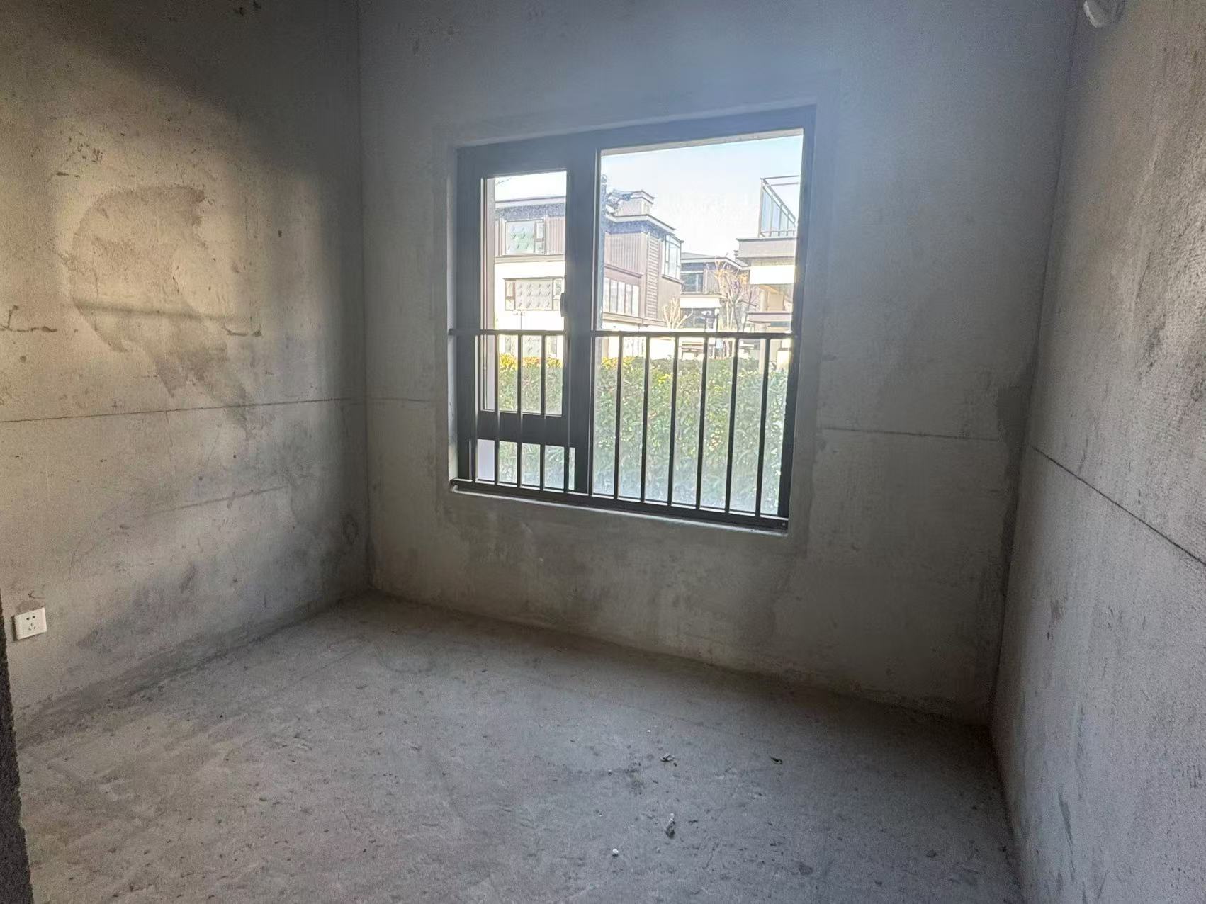 崇州府 3室2厅3卫 236.61m&sup2;