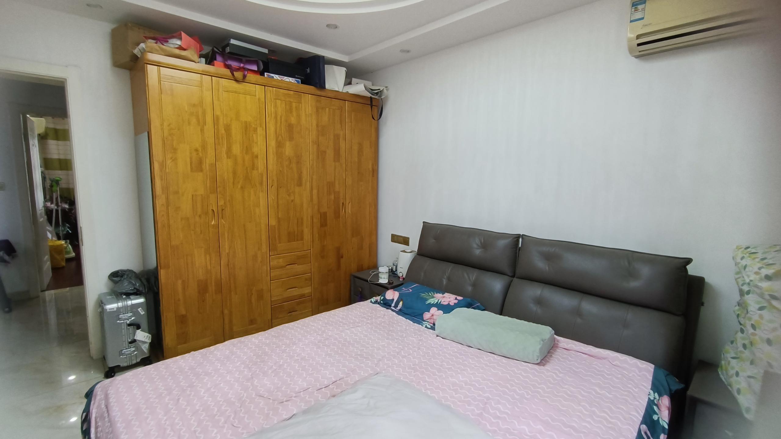 金霞东苑 3室2厅1卫 133.4m&sup2;