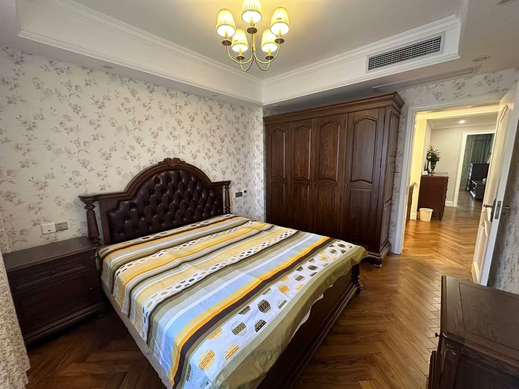 南通壹城水清木华 4室2厅2卫 230.15m&sup2;