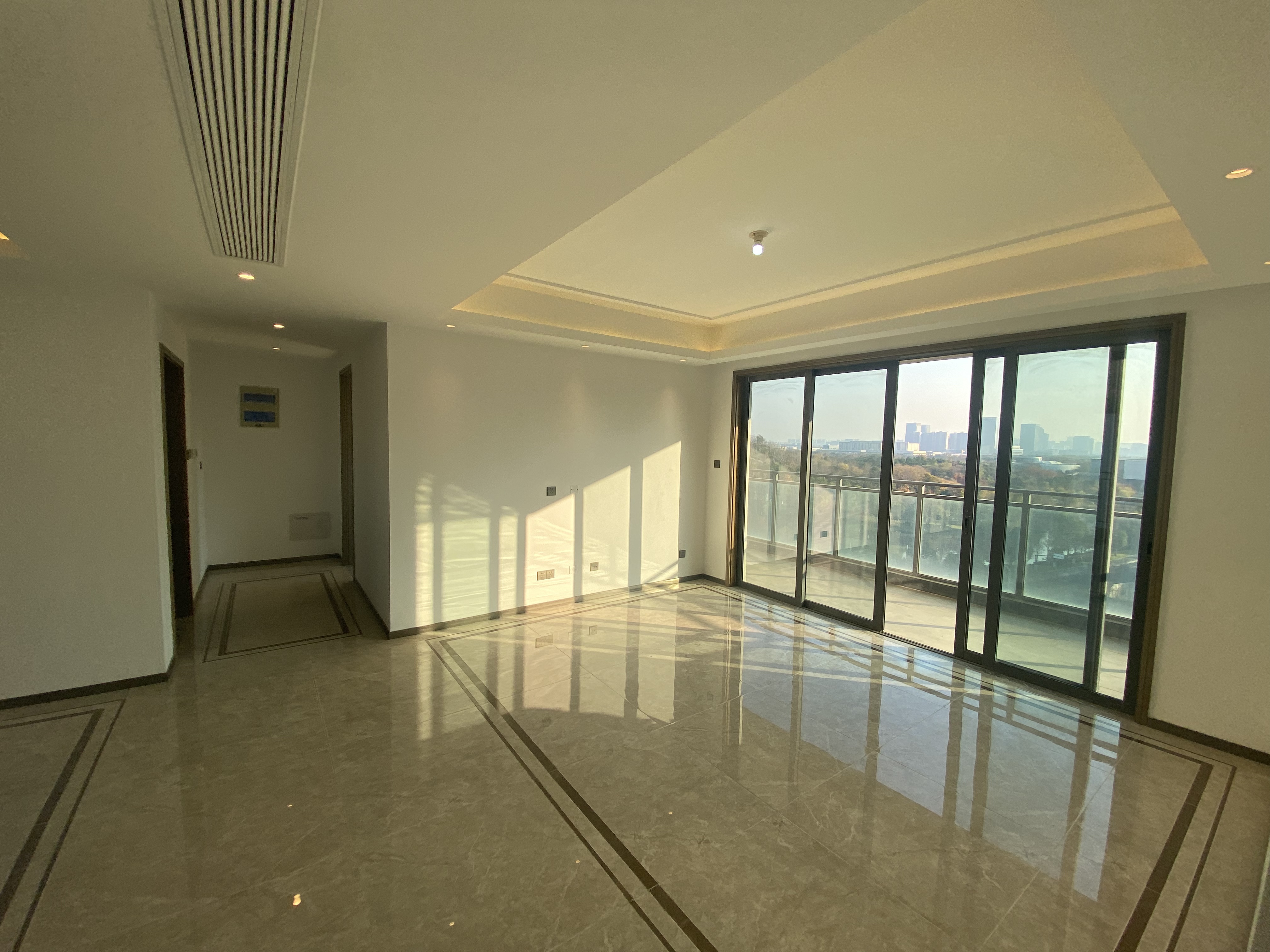 都会沁园 4室2厅2卫 150m&sup2;