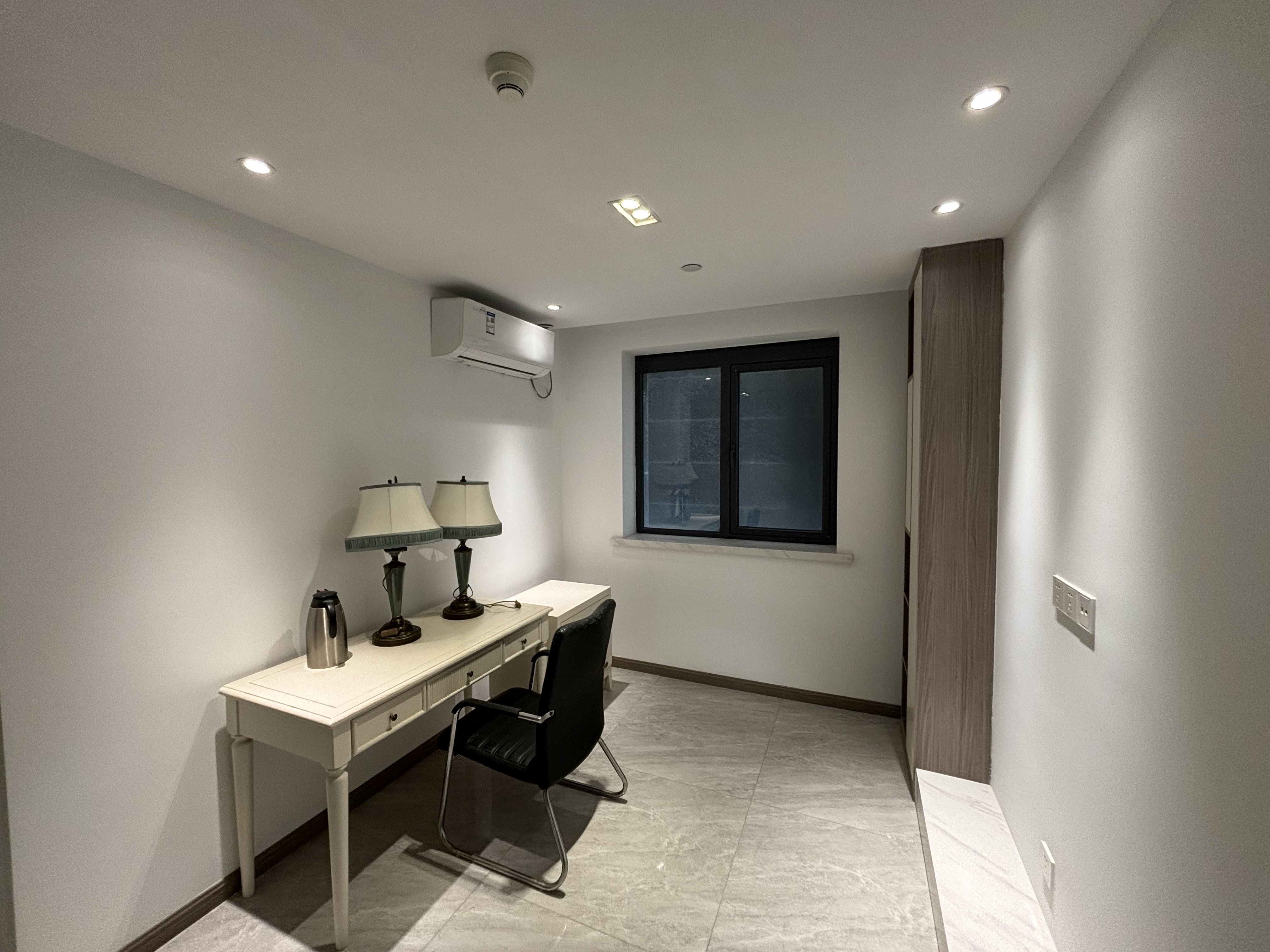 南辰濠郡 2室2厅1卫 120m&sup2;