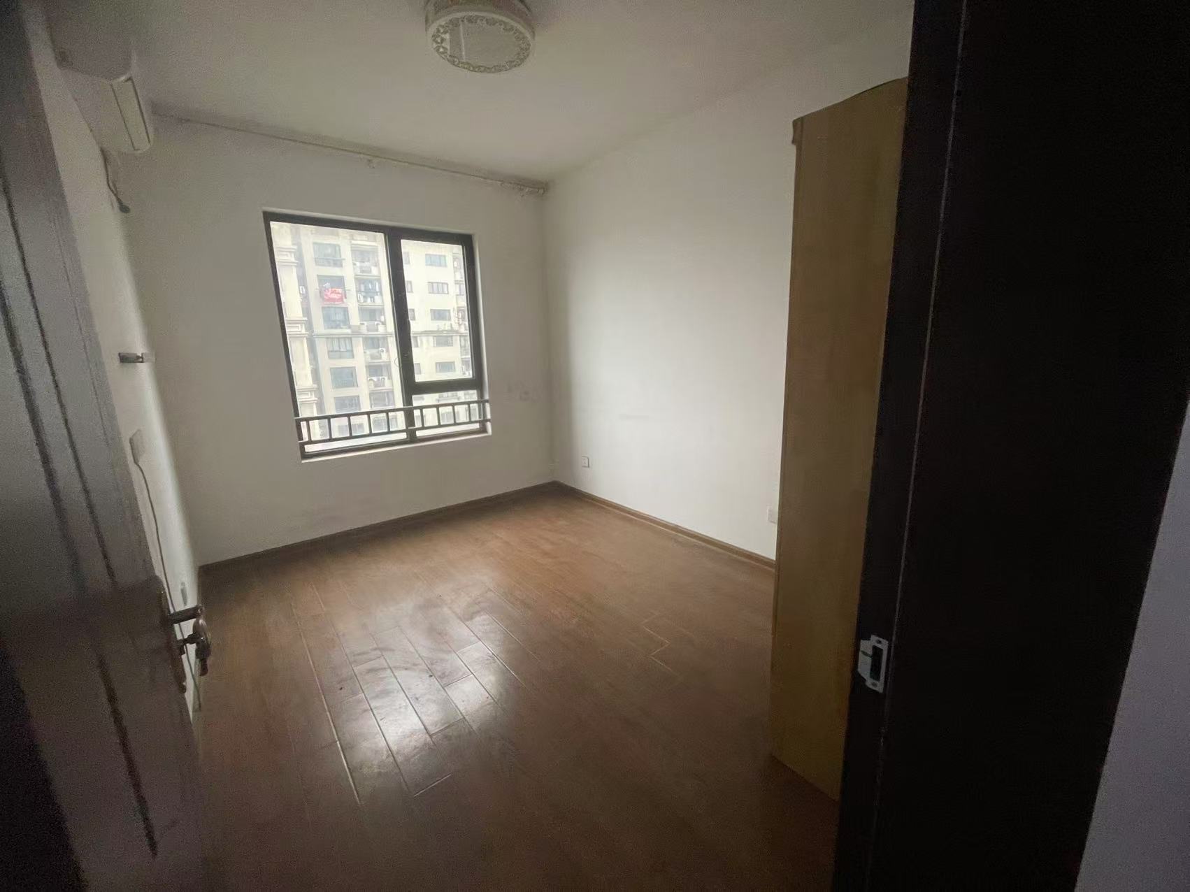 南通橡树湾 3室2厅2卫 128.00m&sup2;