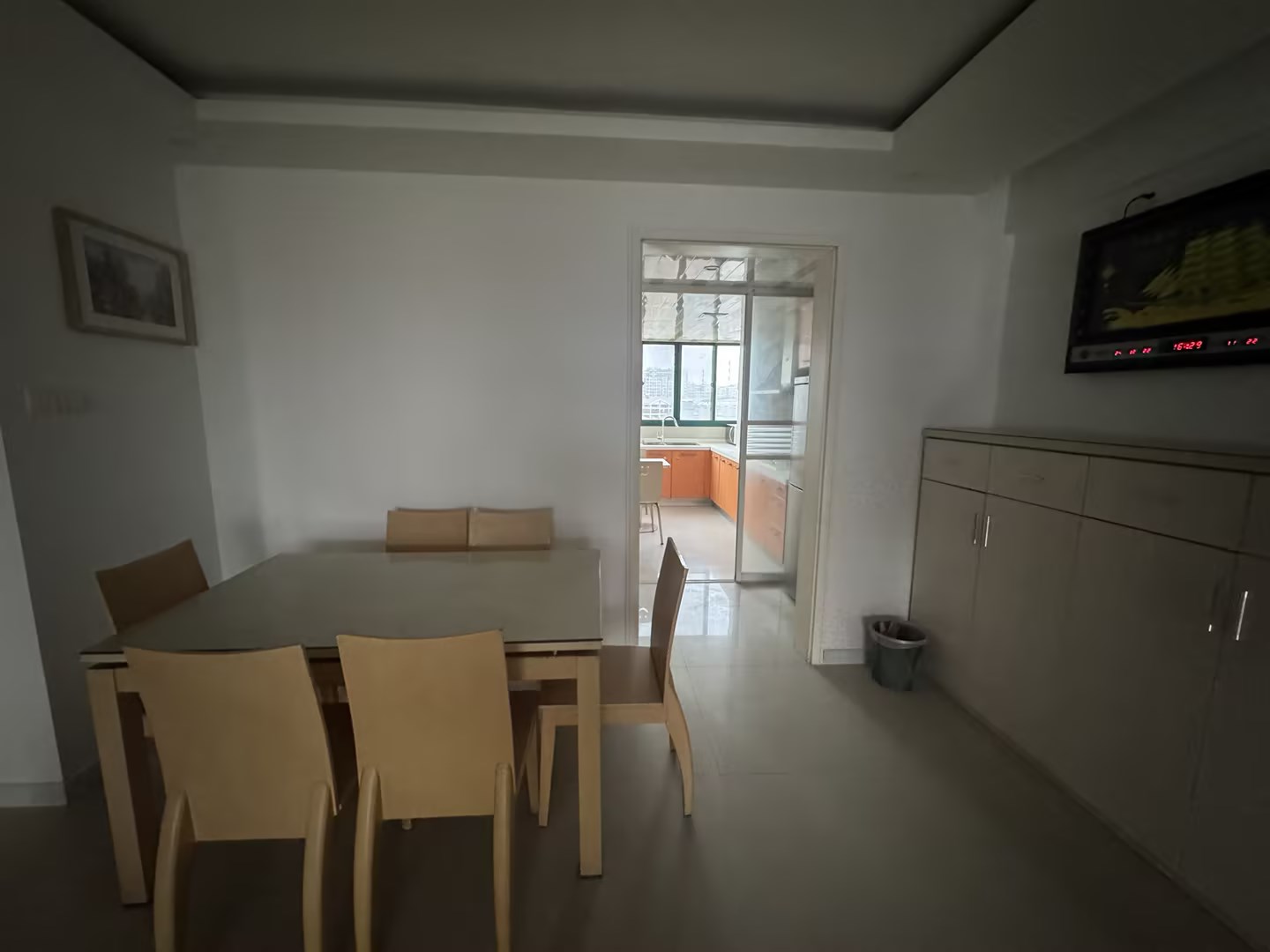 德民花苑东区 3室2厅1卫 144m²
