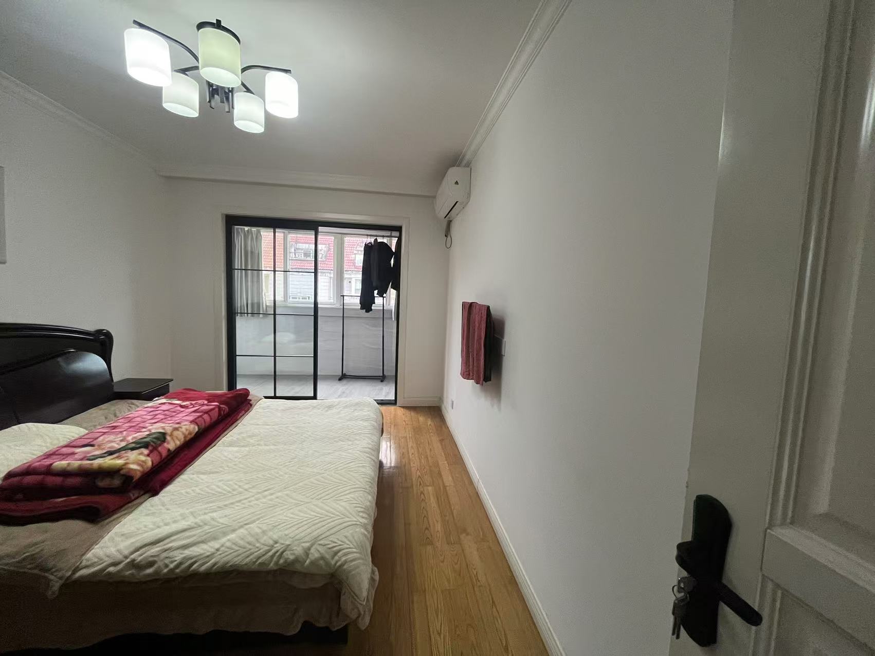 朝晖花园 5室2厅2卫 134.00m&sup2;