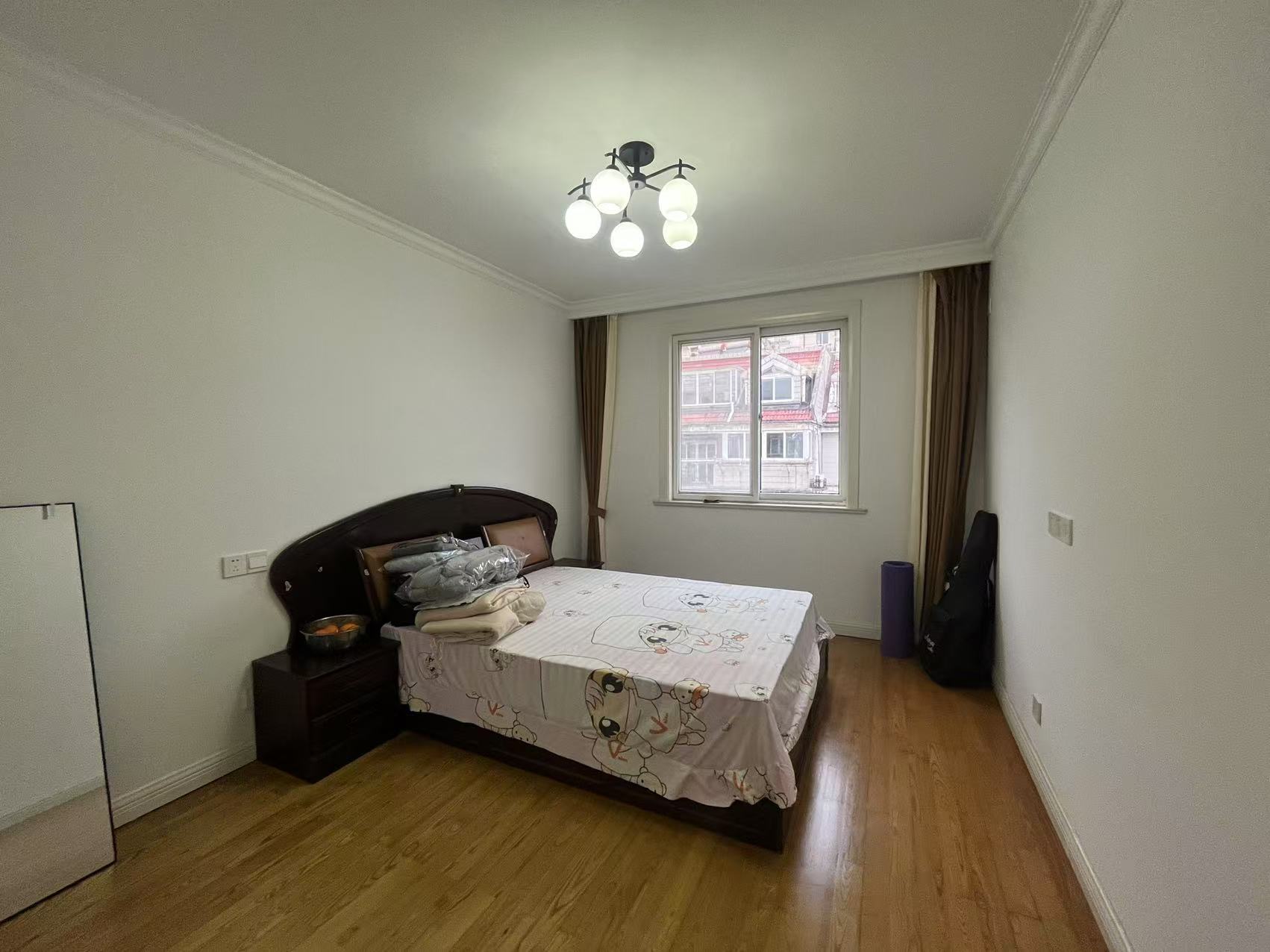 朝晖花园 5室2厅2卫 134.00m&sup2;