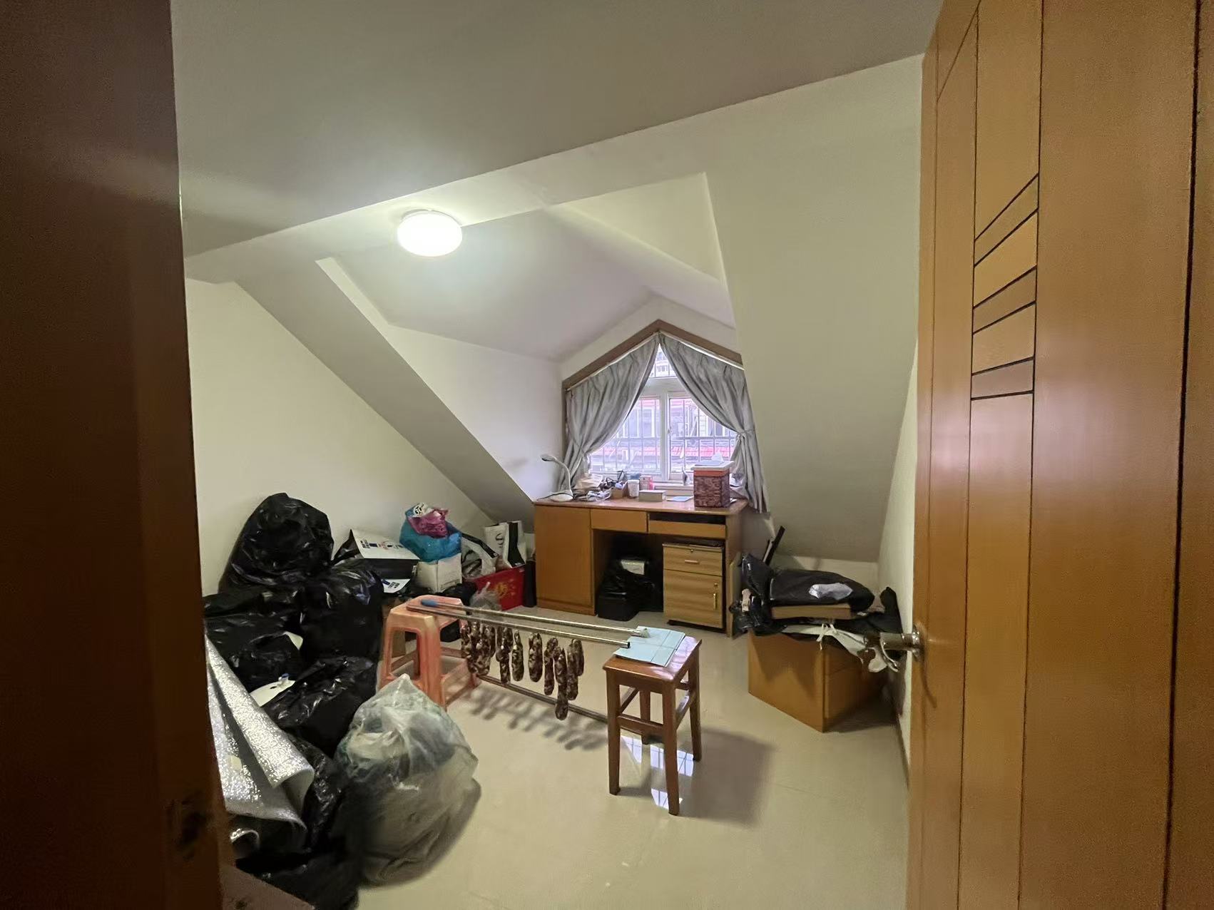 朝晖花园 5室2厅2卫 134.00m&sup2;