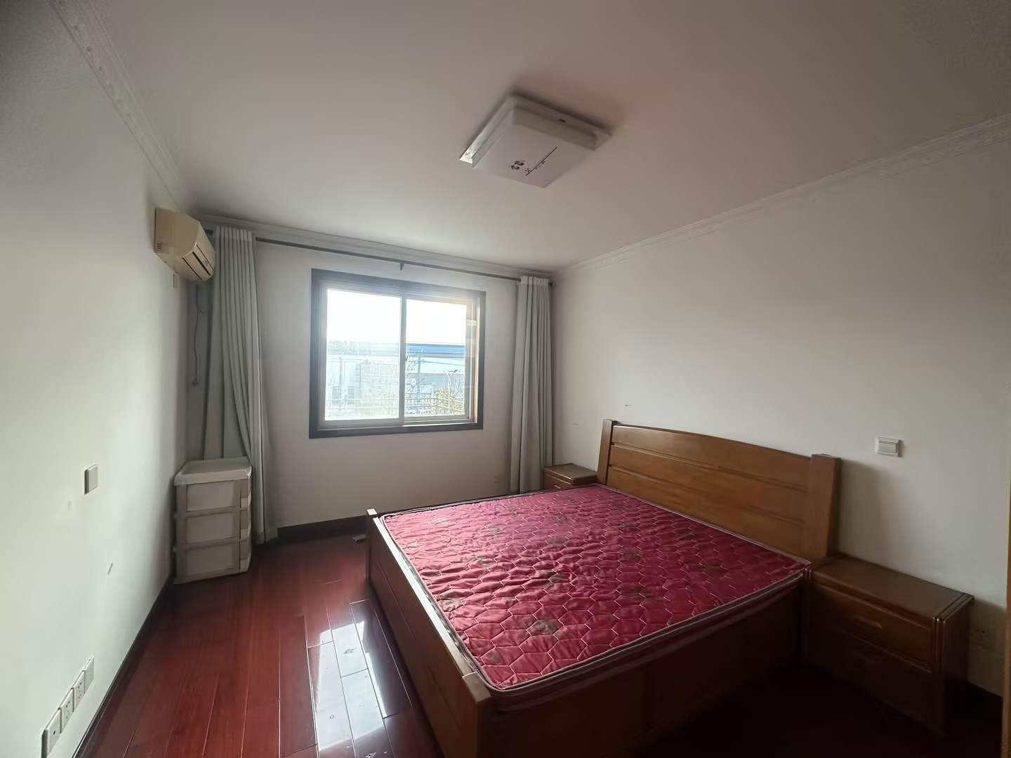 虹桥新苑 2室2厅1卫 105.00m&sup2;