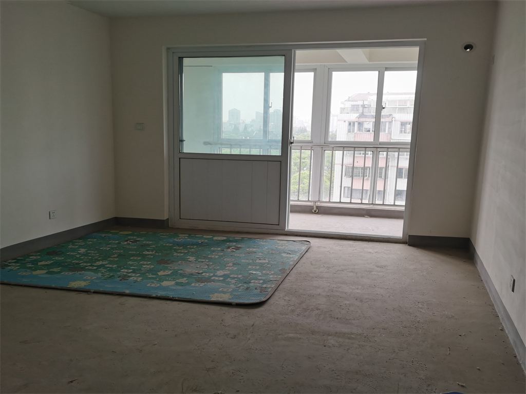 锦城苑 3室2厅1卫 143.03m&sup2;