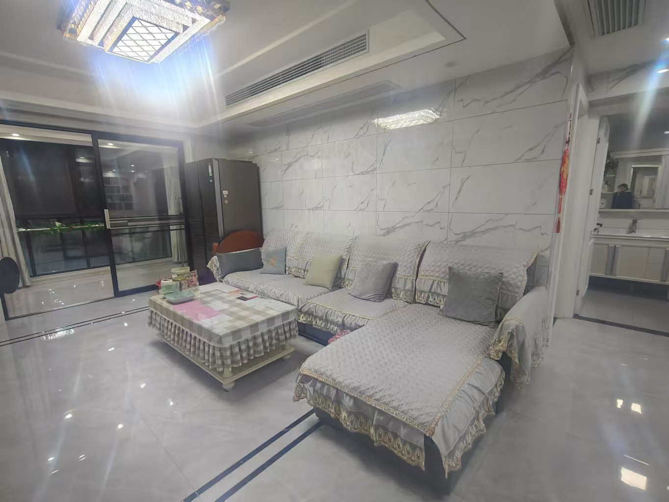 湖畔天下 3室2厅2卫 136.00m²