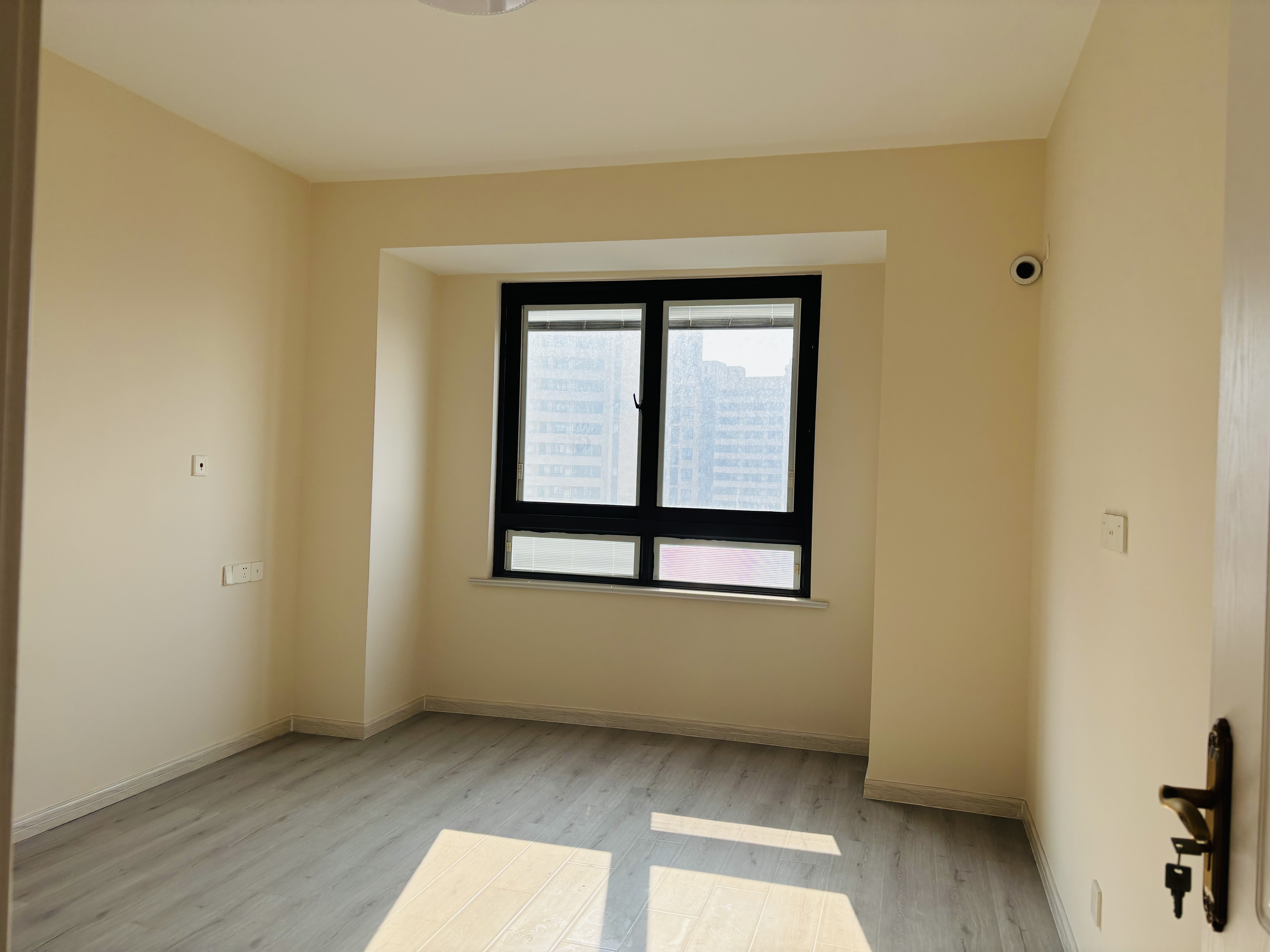 保利香槟国际 3室2厅2卫 114.30m&sup2;