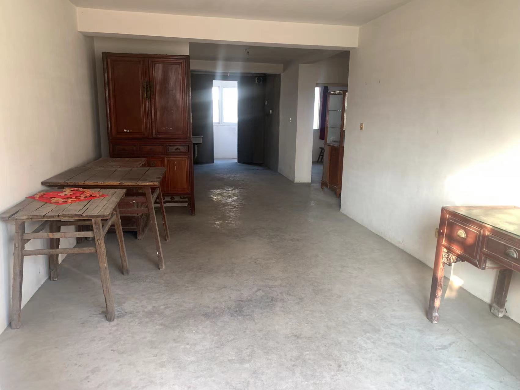 东城花园 2室1厅1卫 87.64m²