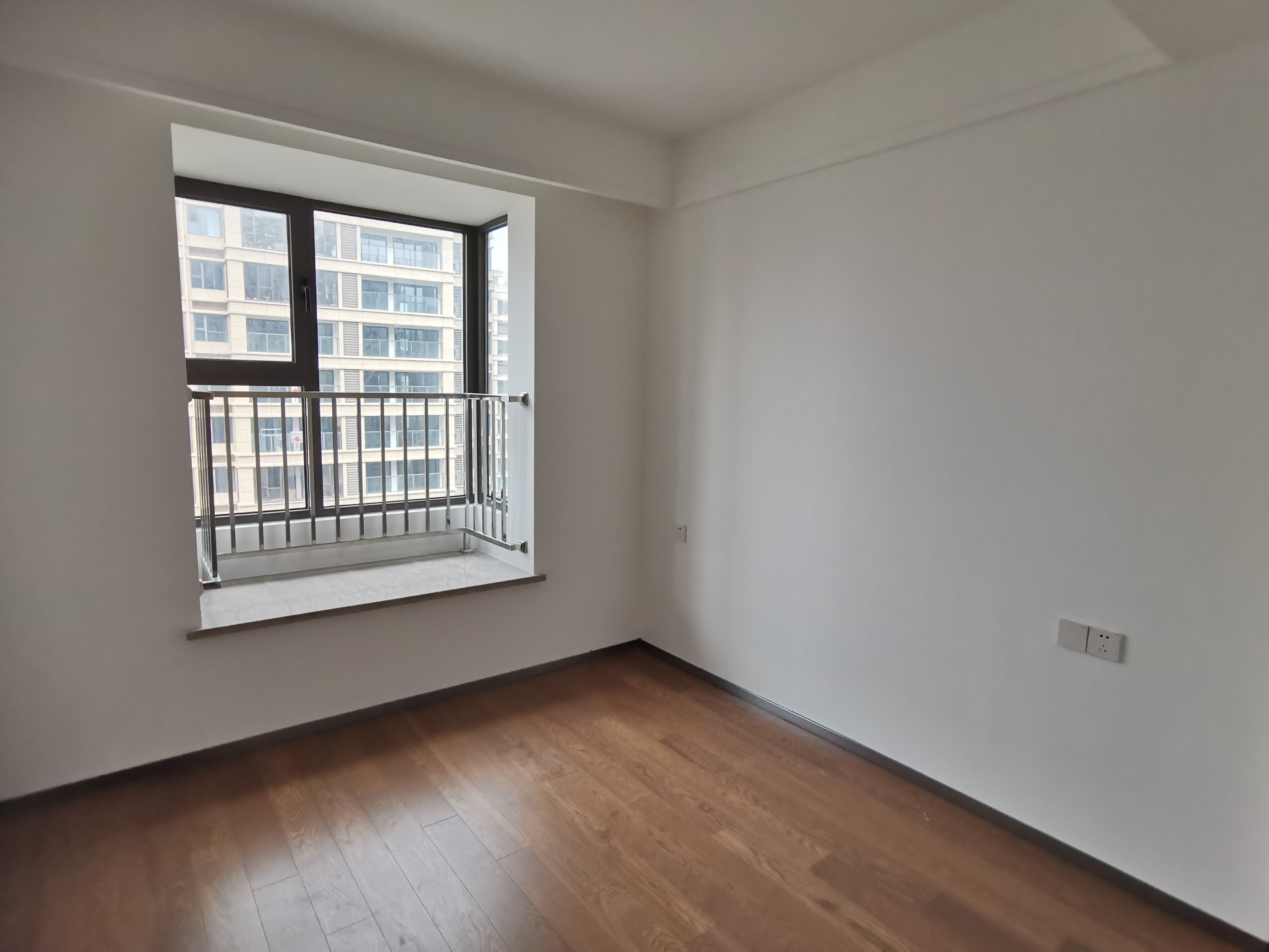 远创宸樾 4室2厅2卫 120m&sup2;