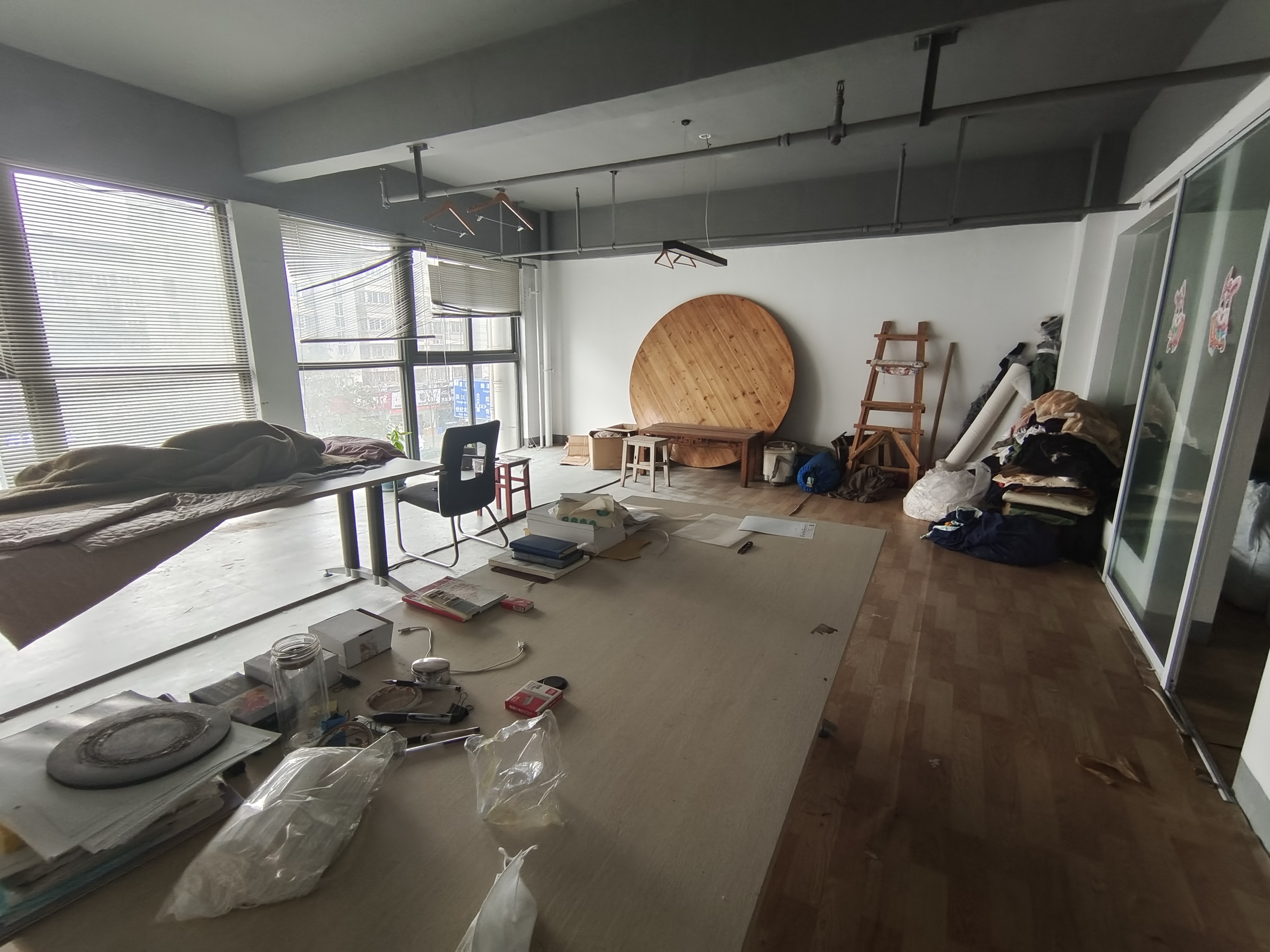 太阳鑫城 1室1厅1卫 246m&sup2;
