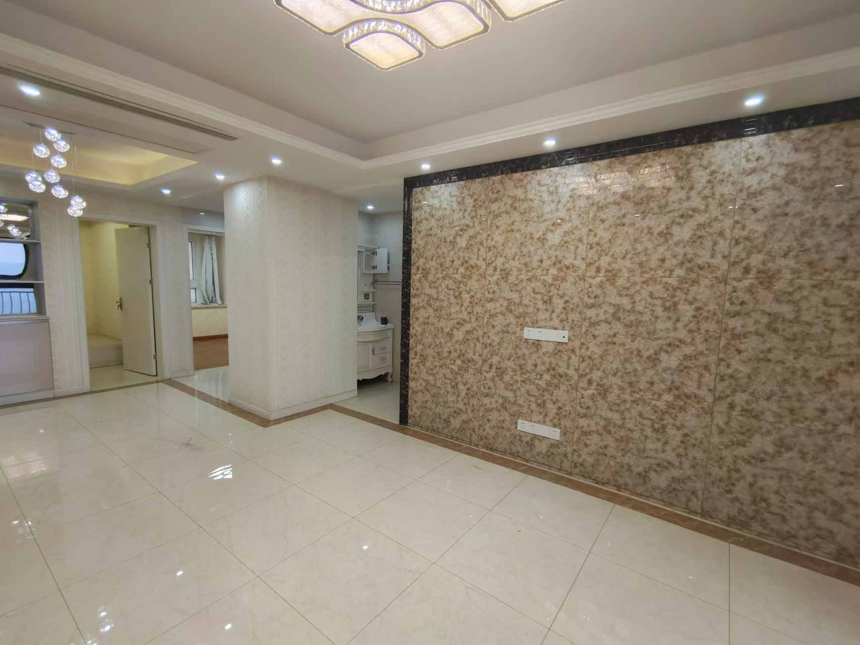 新城香溢紫郡 3室2厅1卫 87.94m&sup2;