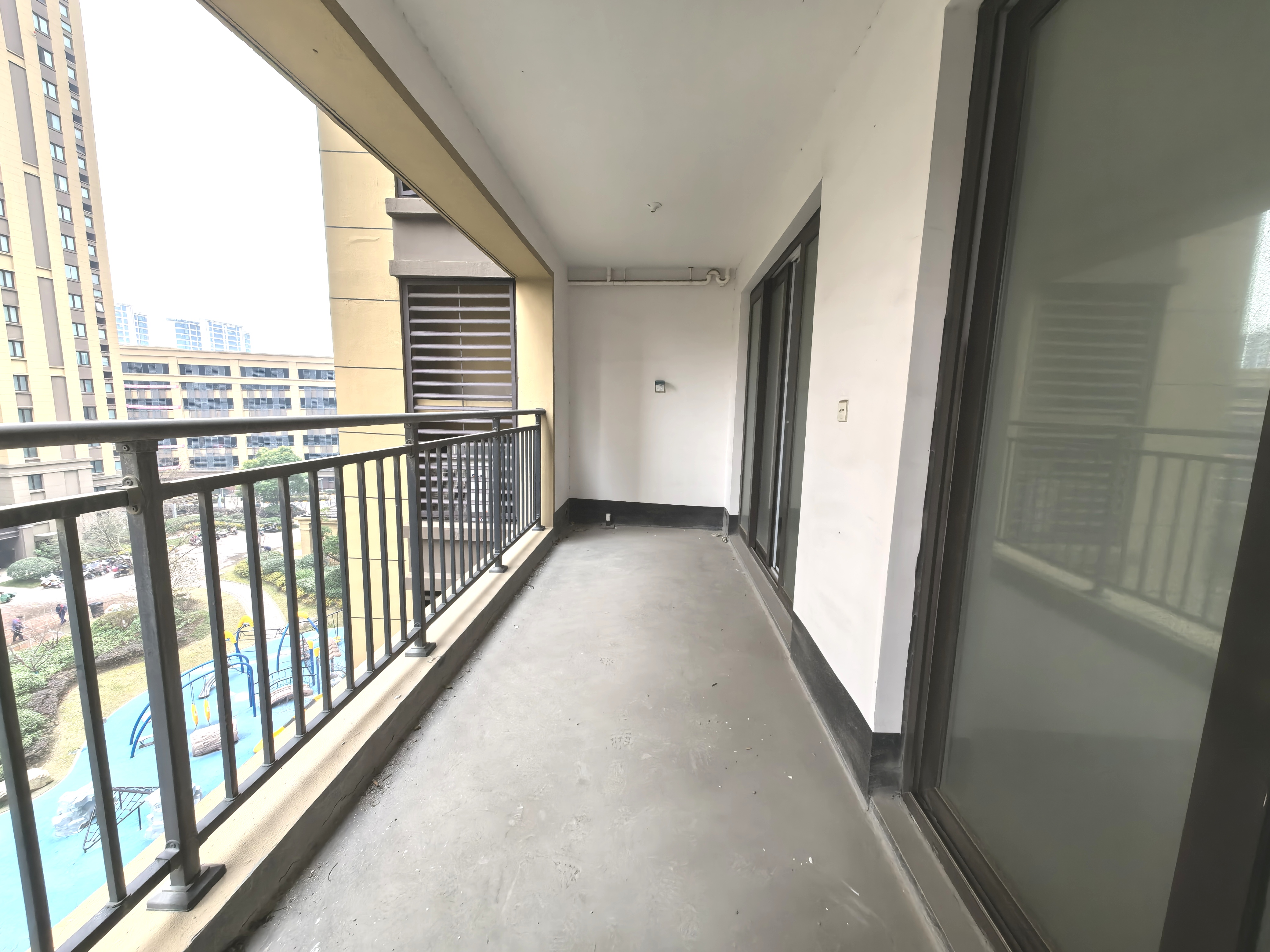 新城香溢紫郡 3室2厅2卫 118m&sup2;