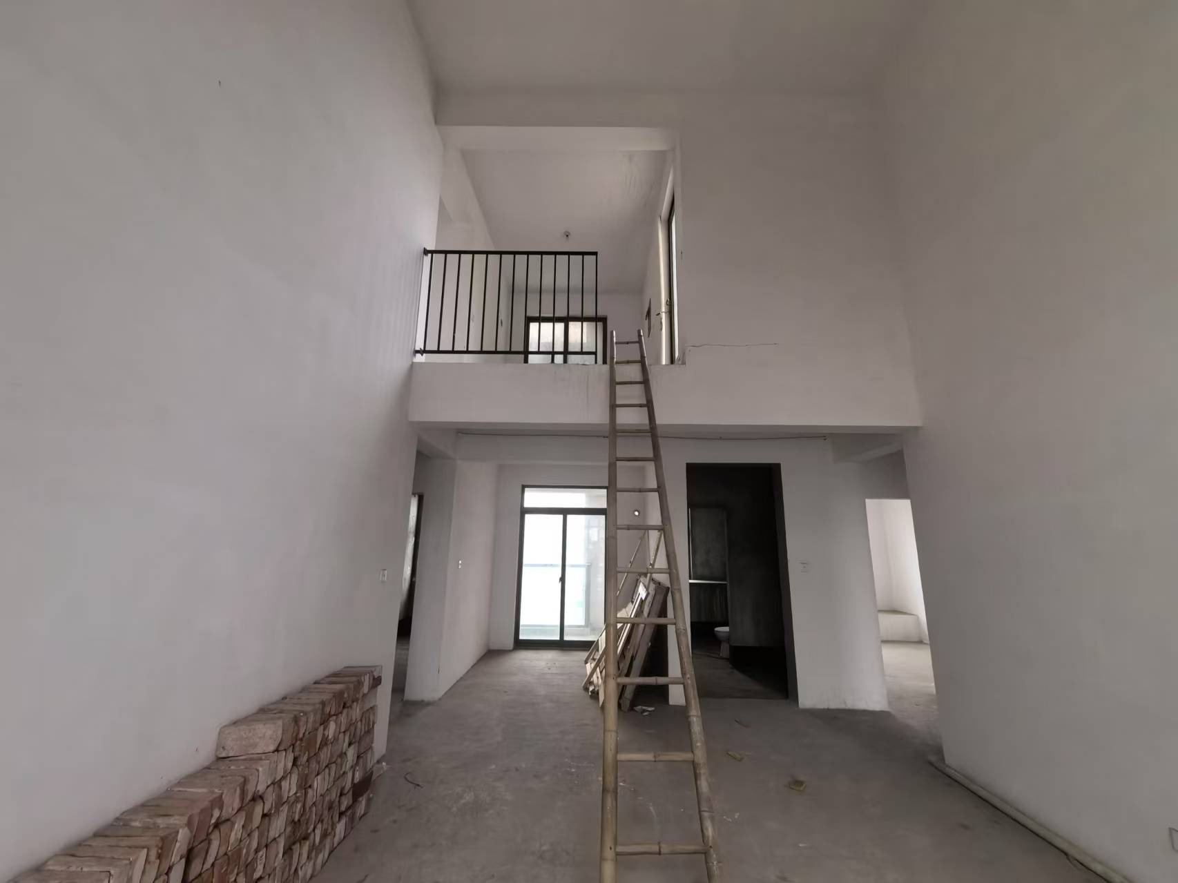 御景湾 3室2厅2卫 195.00m&sup2;