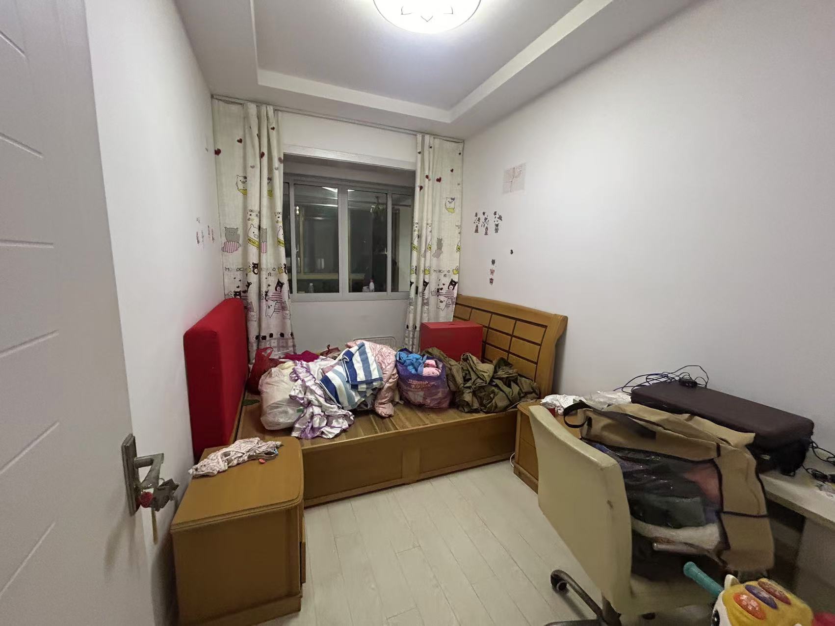 恒盛豪庭 3室2厅1卫 133m&sup2;