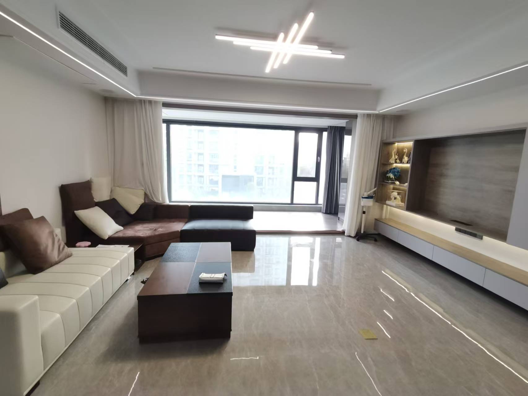 万科方圆 4室2厅2卫 174.42m²