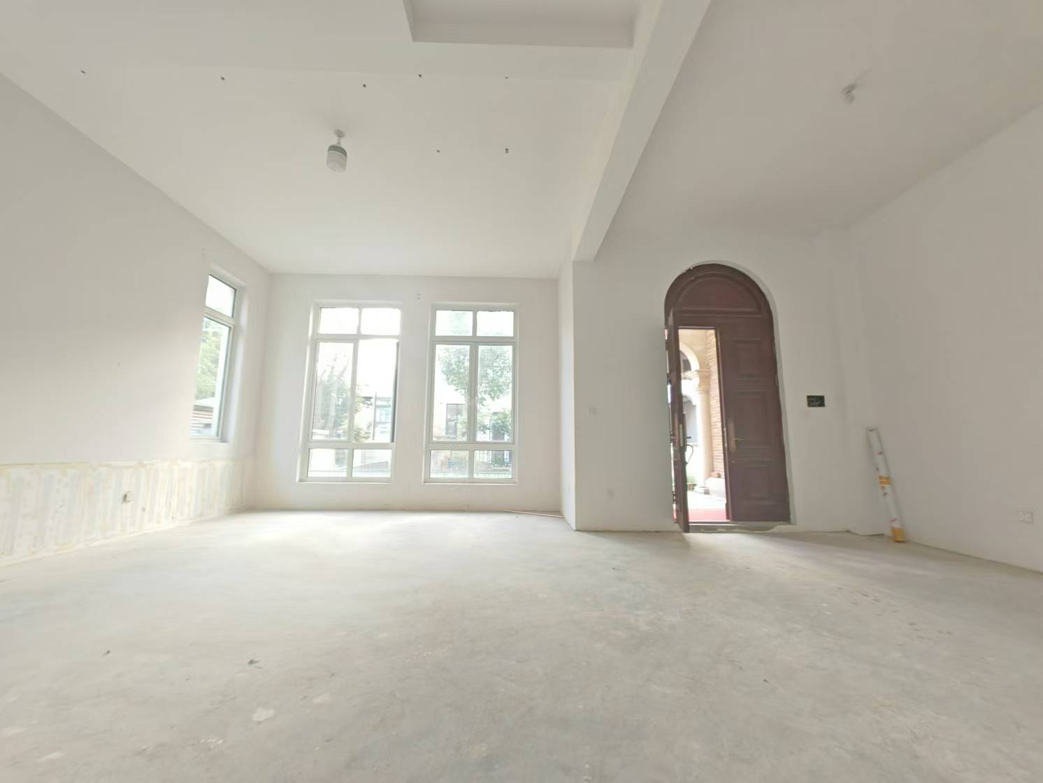 顺发御园 5室3厅3卫 311.7m&sup2;