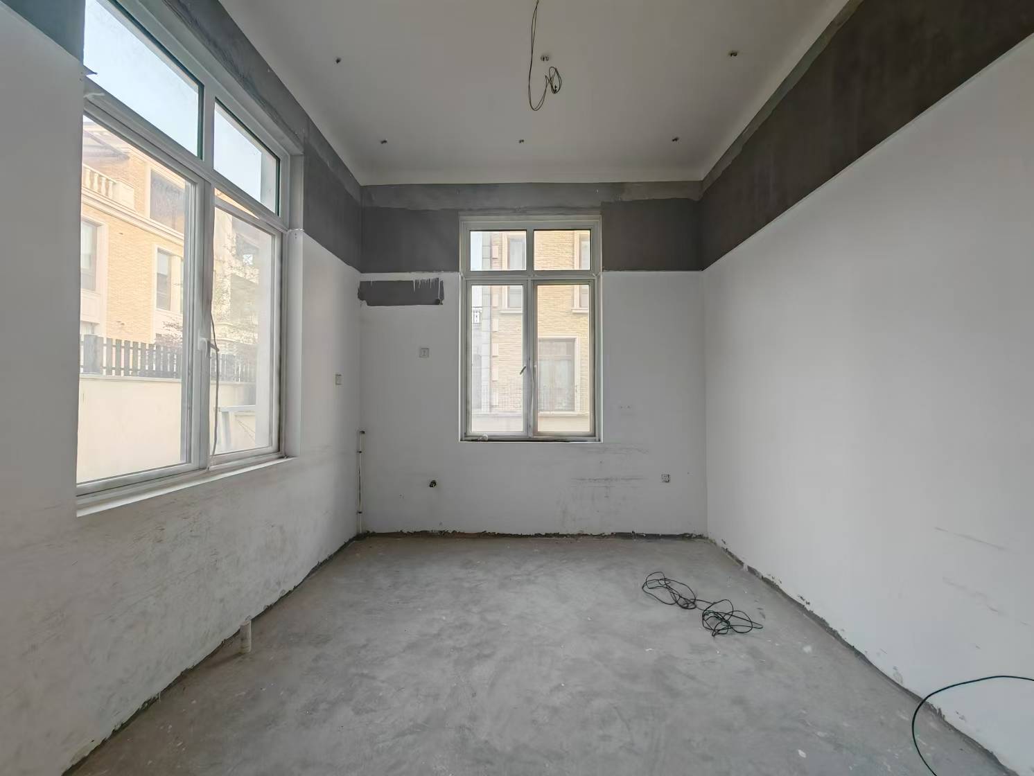顺发御园 5室3厅3卫 311.7m&sup2;