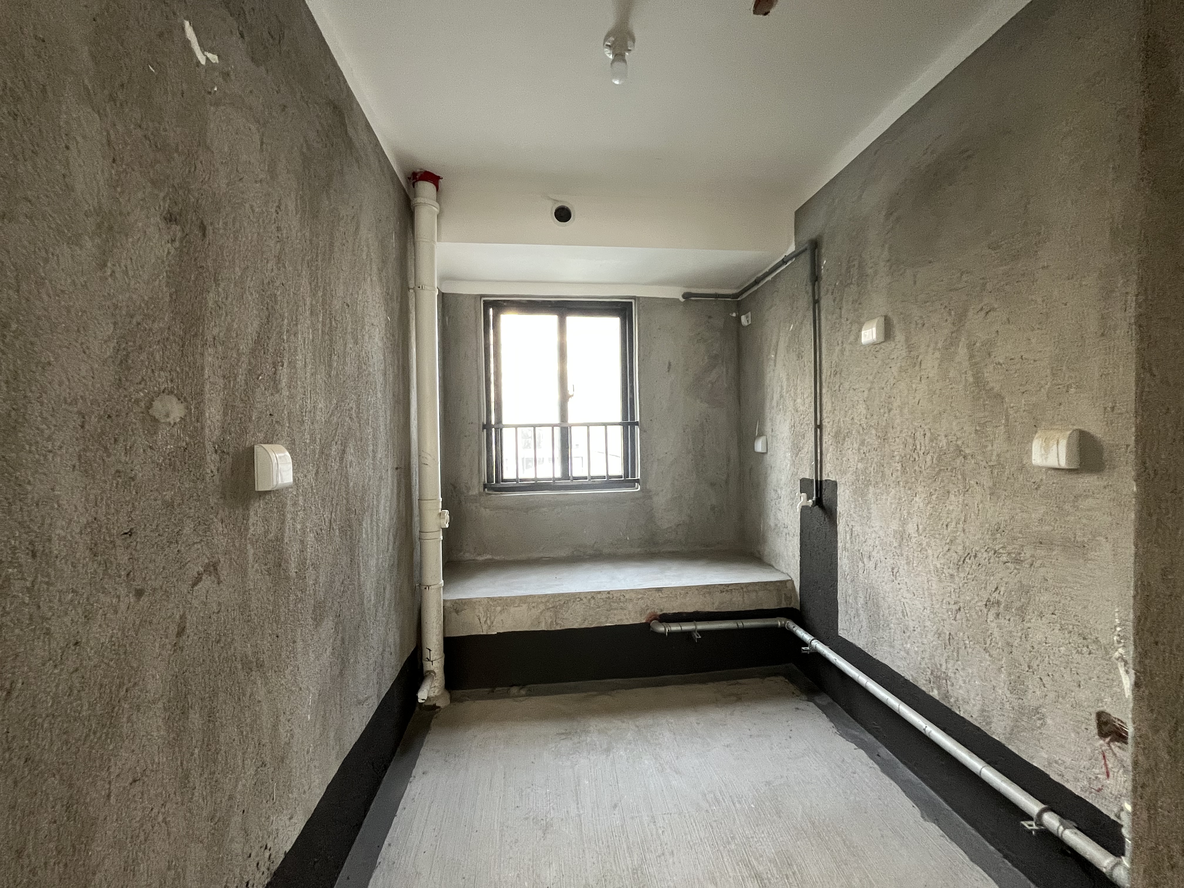 东时区 3室2厅2卫 96m&sup2;