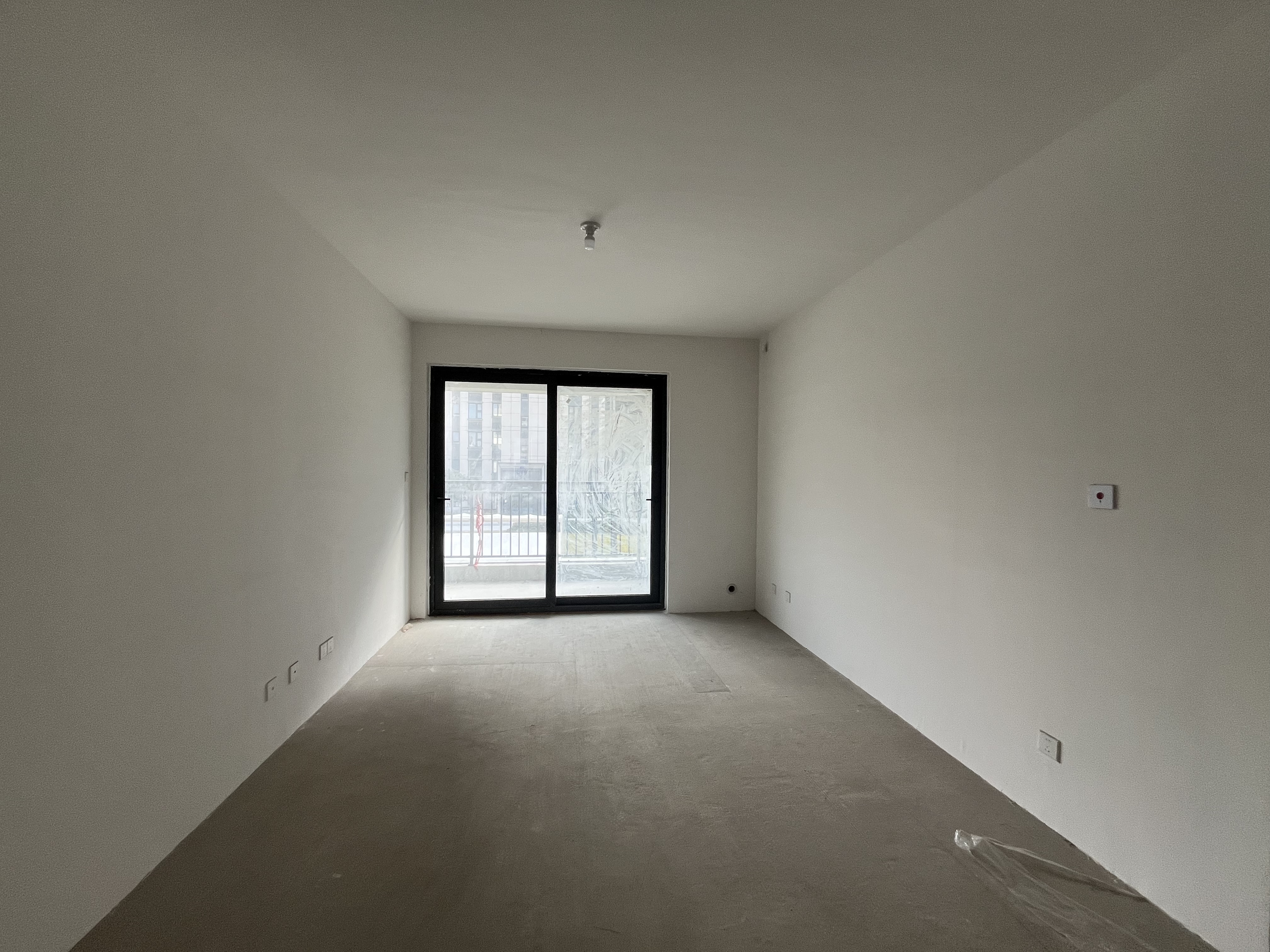 东时区 3室2厅2卫 96m&sup2;