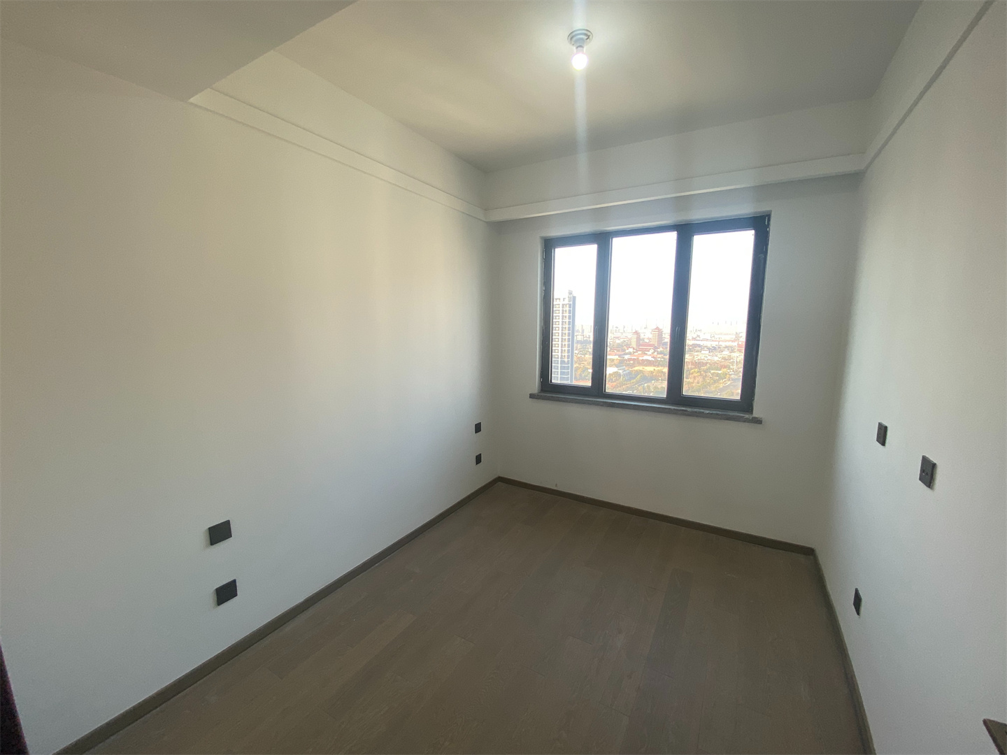 都会沁园 3室2厅2卫 122.00m&sup2;