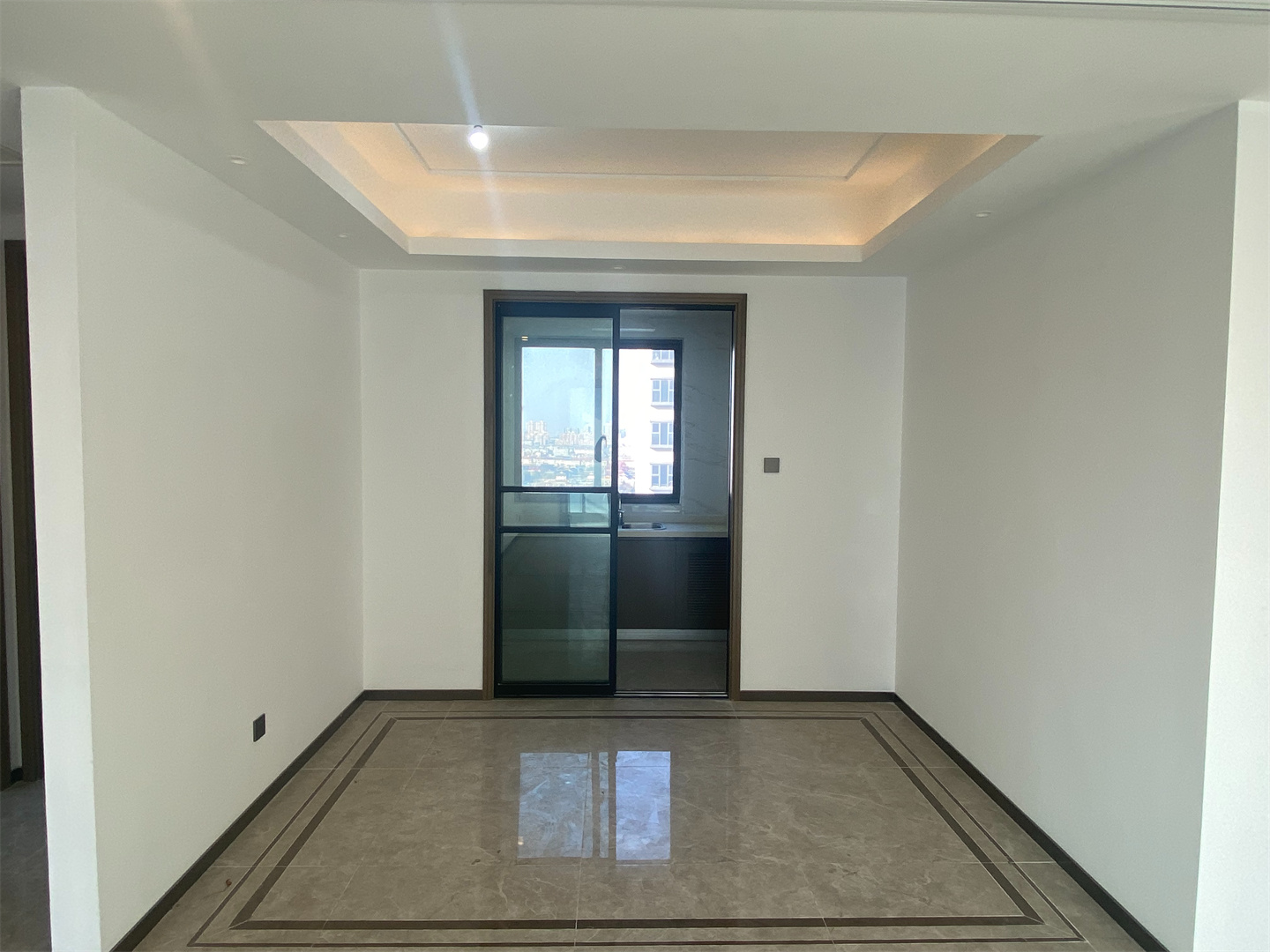 都会沁园 3室2厅2卫 122.00m&sup2;
