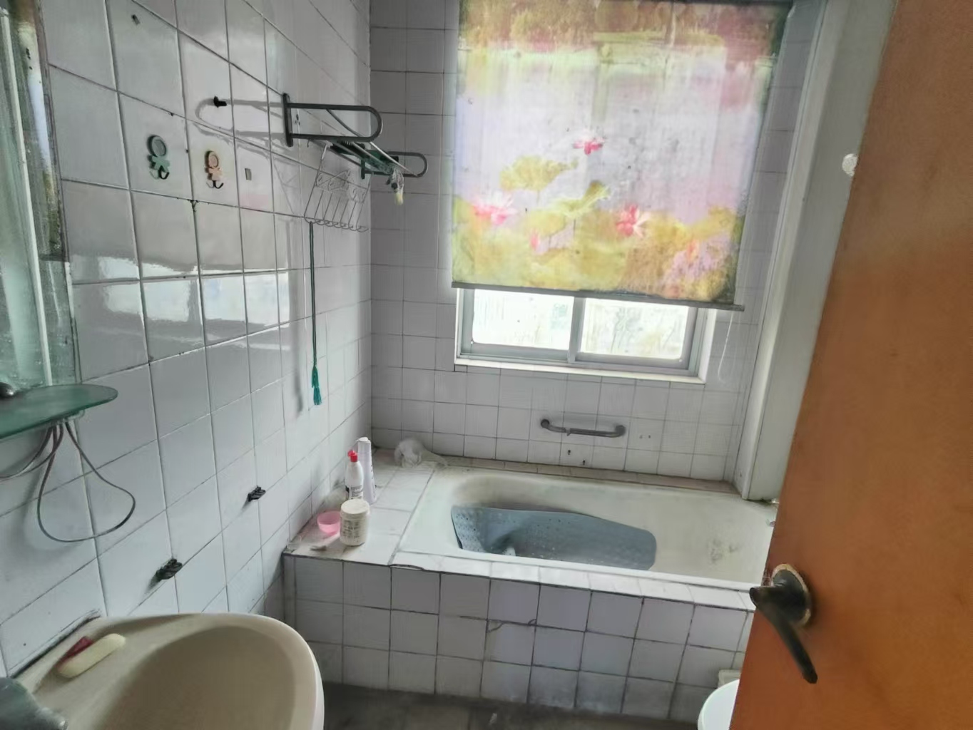 中南苑 3室1厅1卫 128m&sup2;