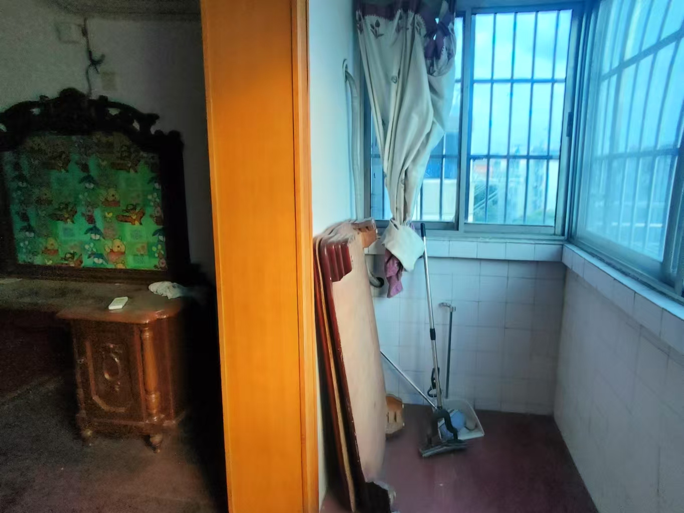 中南苑 3室1厅1卫 128m&sup2;