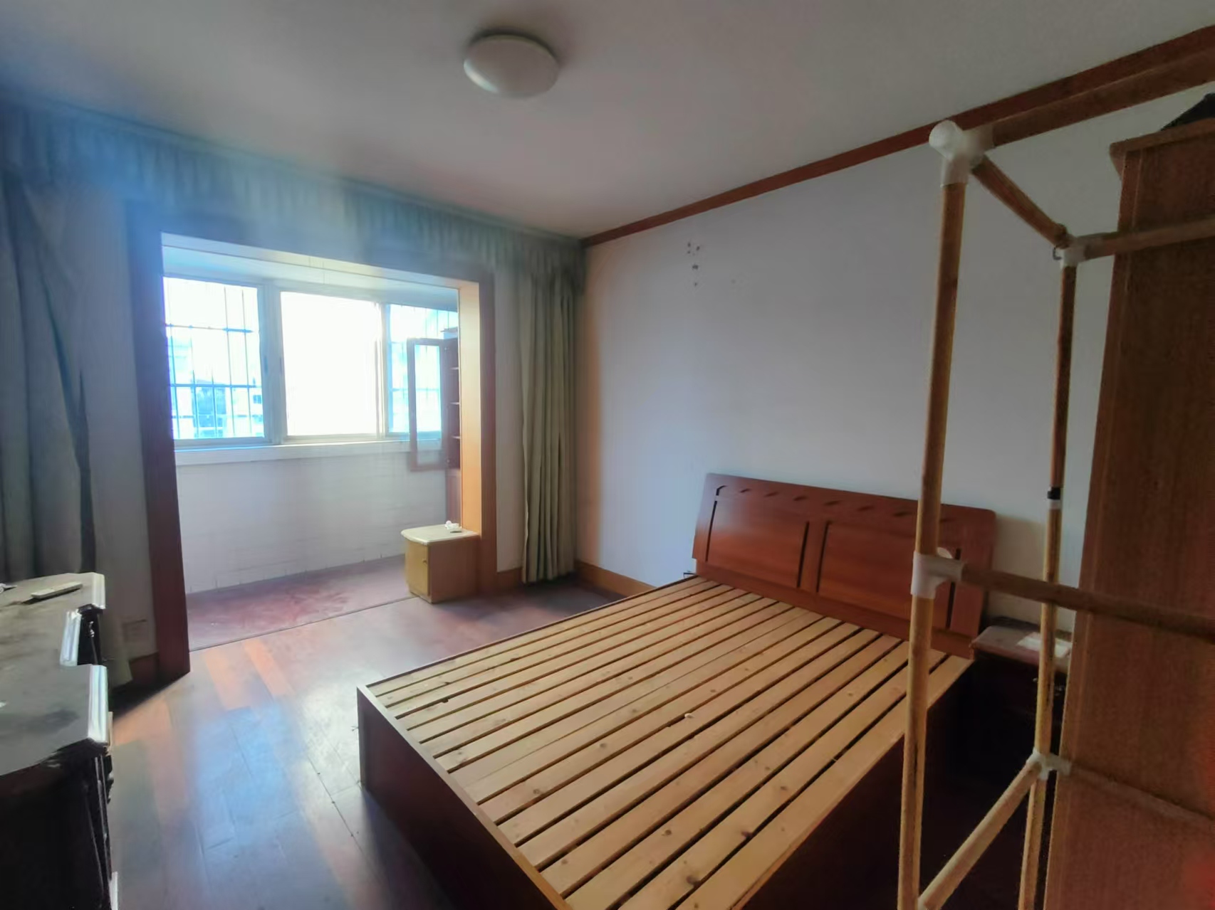 中南苑 3室1厅1卫 128m&sup2;
