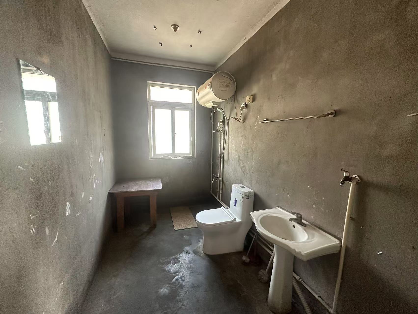 滨河东城 2室1厅1卫 92.00m&sup2;