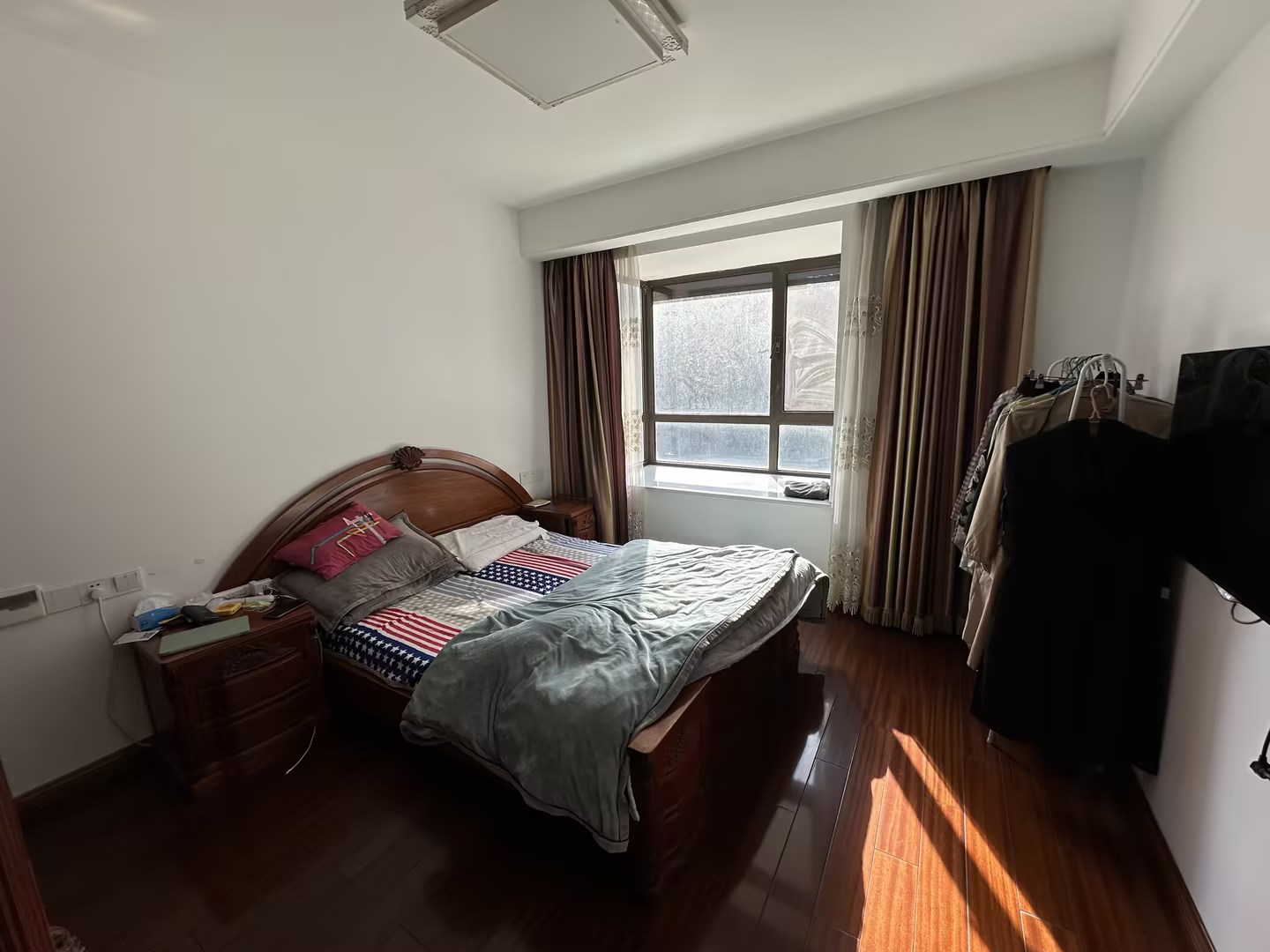 华强城一期 3室2厅1卫 128.00m&sup2;