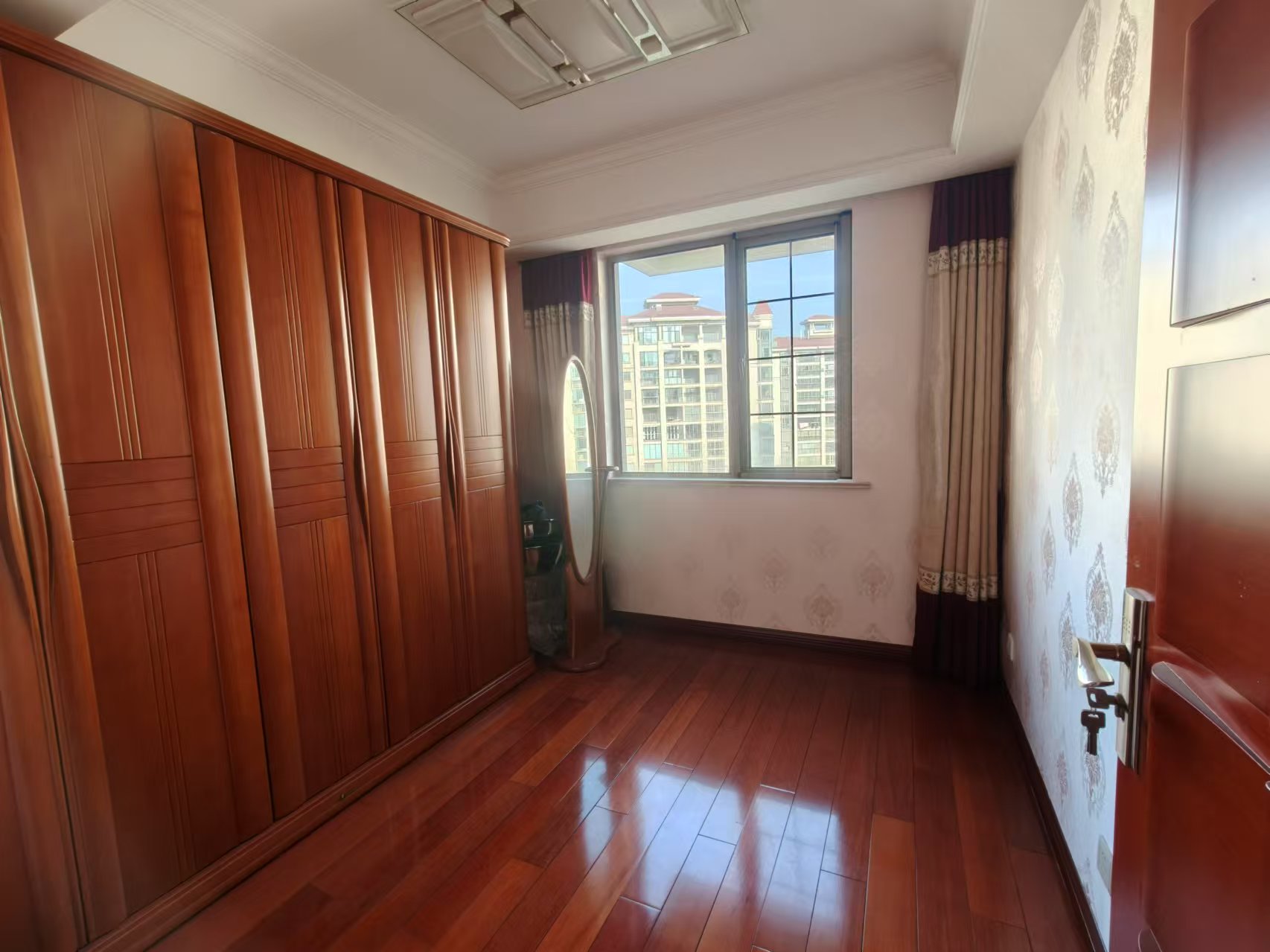 优山美地花园南区 4室2厅1卫 158.62m²