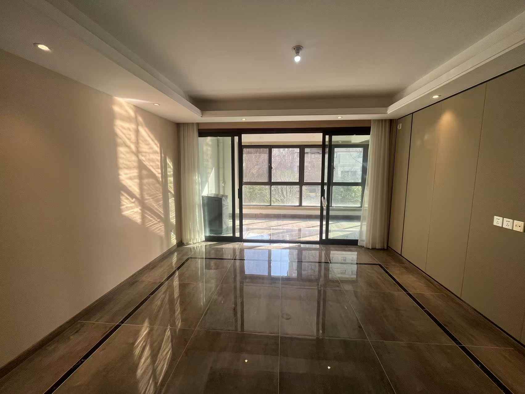 远创樾府 3室2厅2卫 121.68m&sup2;
