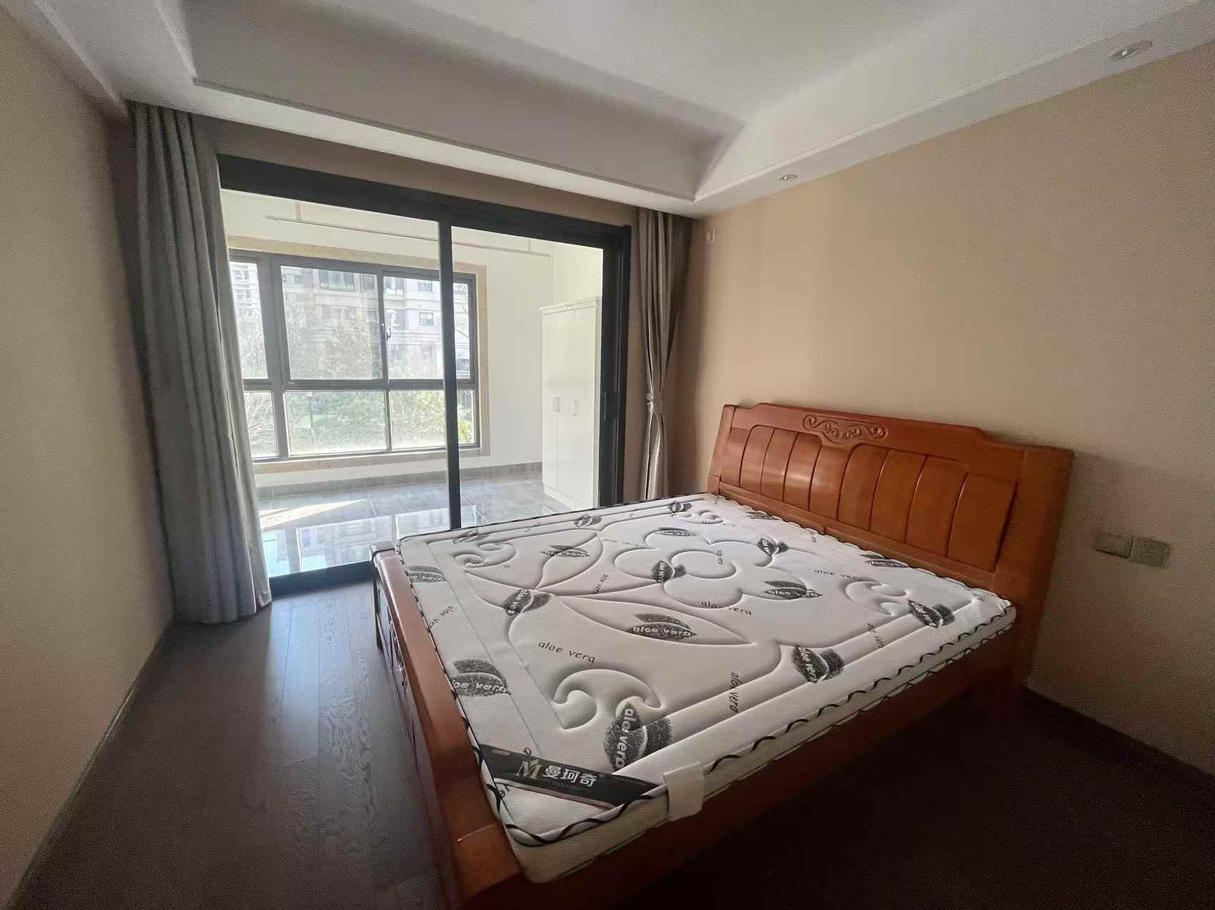 远创樾府 3室2厅2卫 121.68m&sup2;