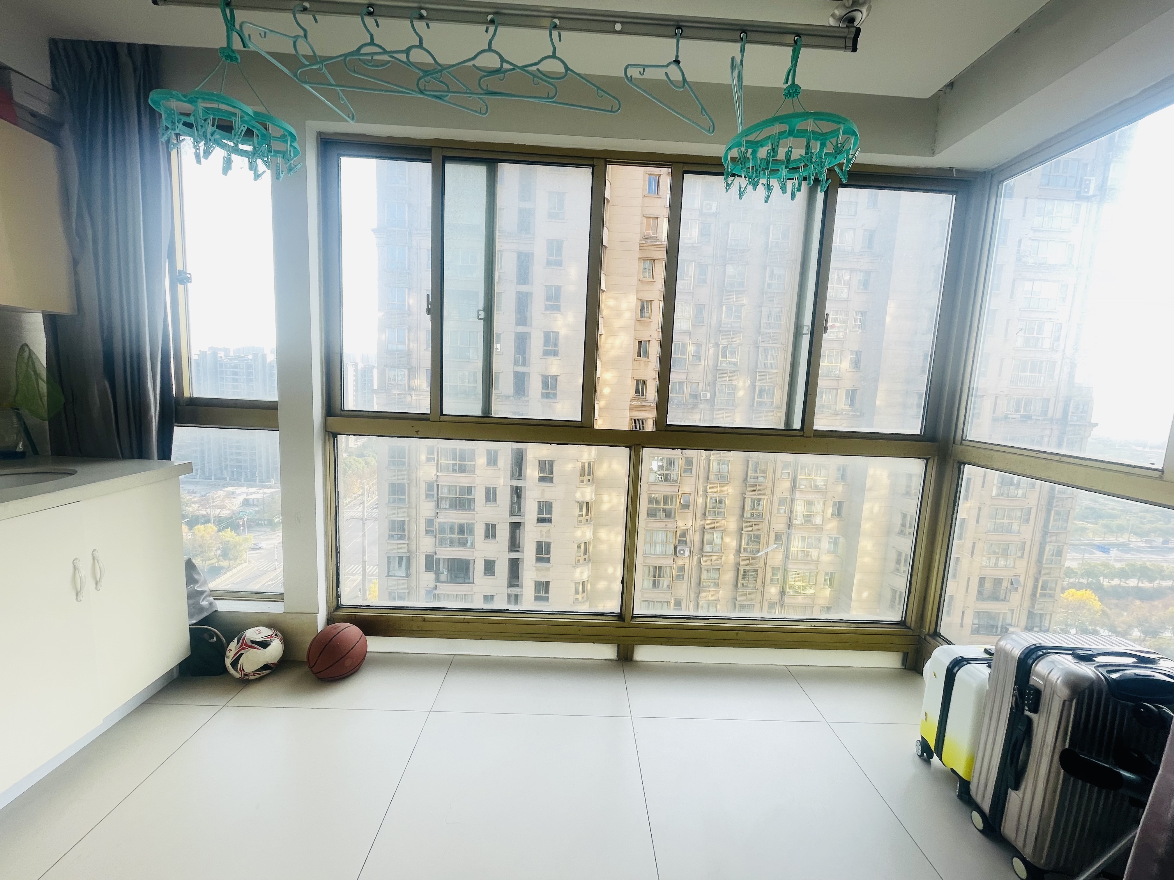 恒盛豪庭 2室2厅1卫 95m²