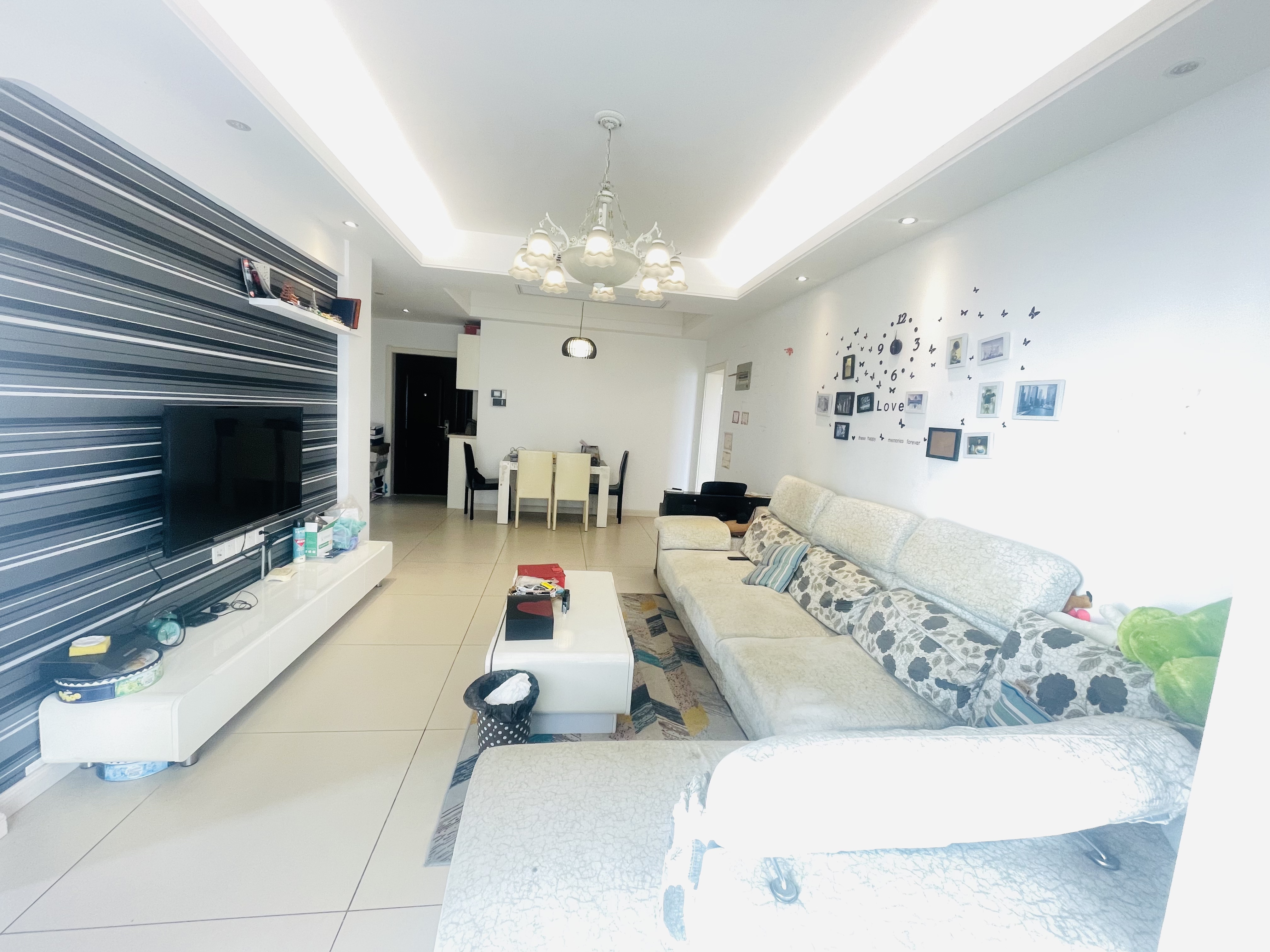 恒盛豪庭 2室2厅1卫 95m²