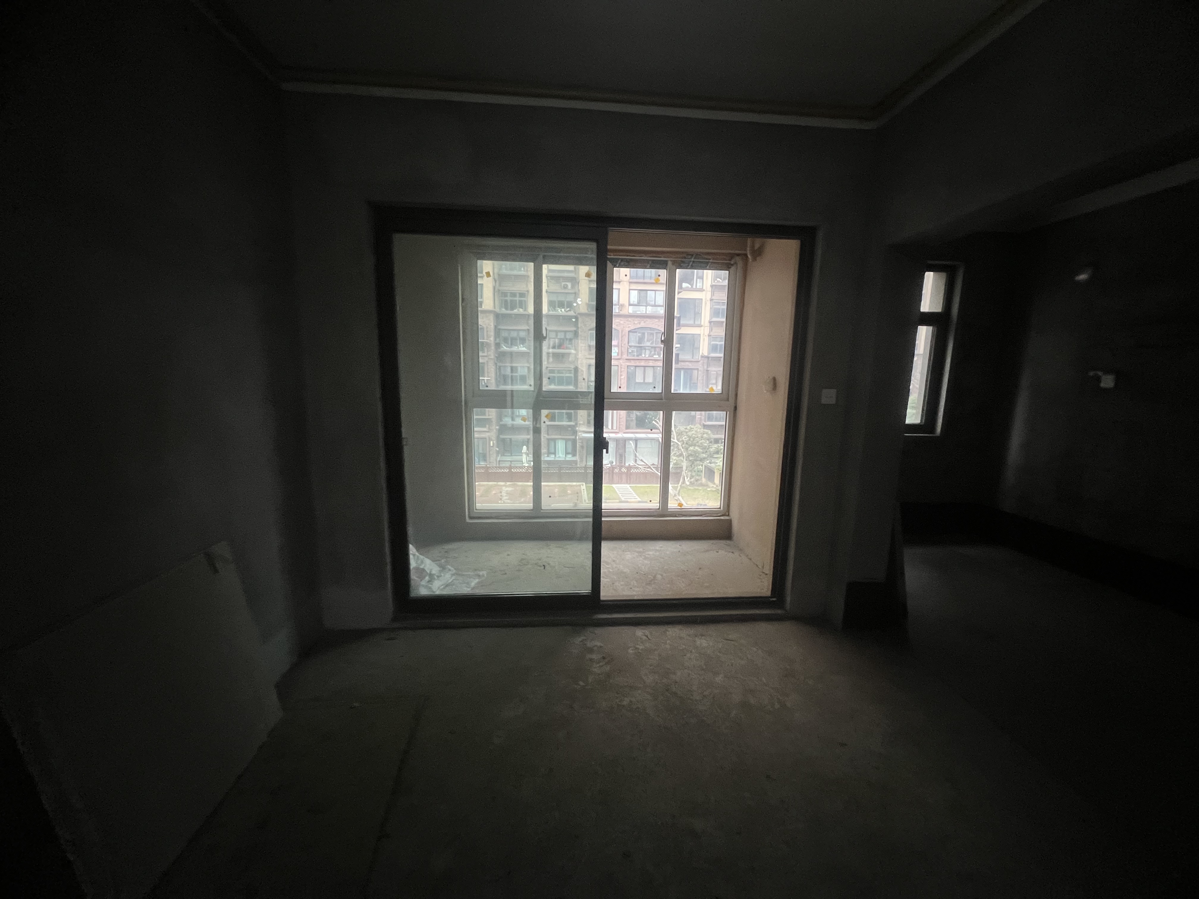华强城四期 3室2厅2卫 134.90m&sup2;