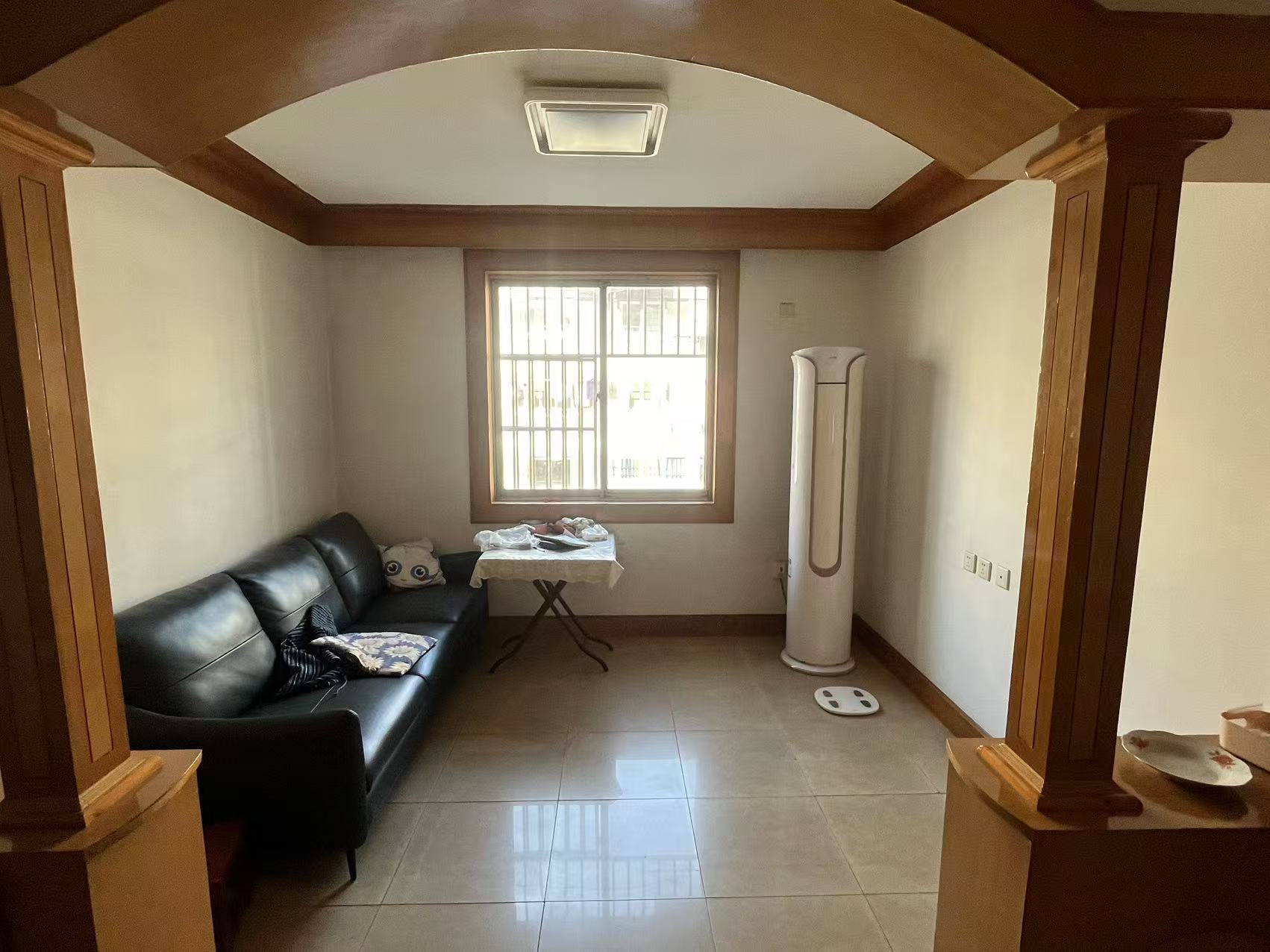 濠西园 3室2厅1卫 124m&sup2;