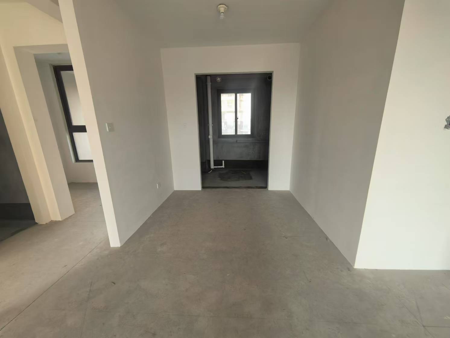 紫宸府 3室2厅1卫 98m²