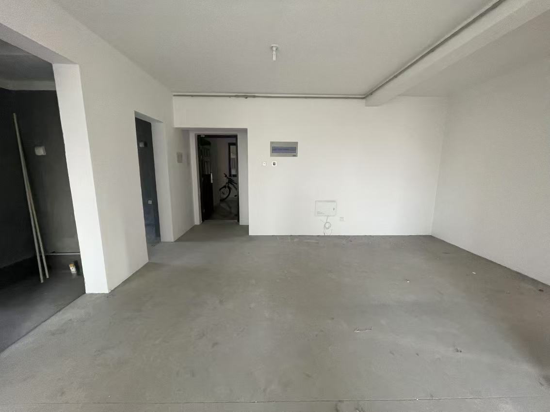 万濠星城 3室2厅2卫 128m&sup2;