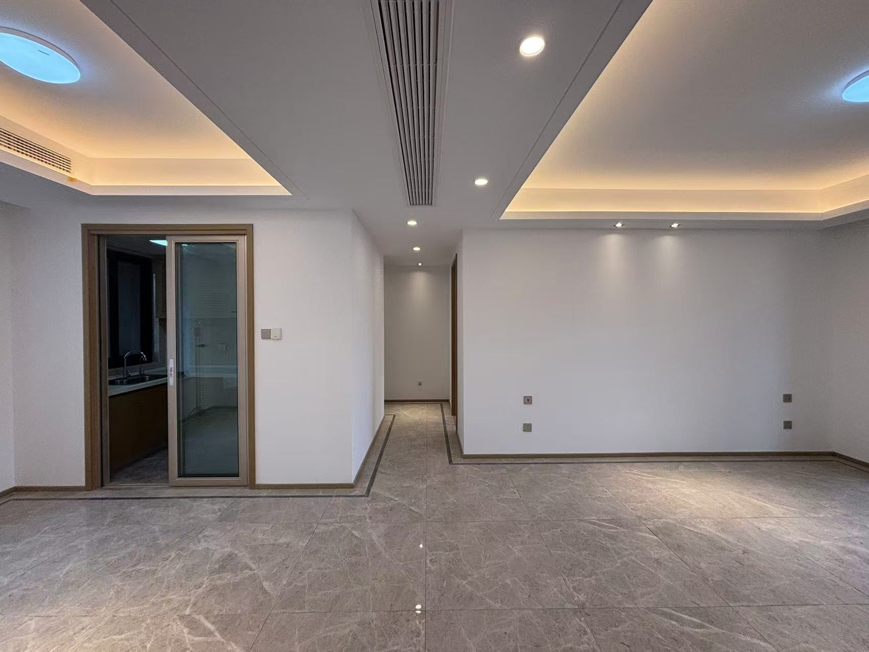 珑府 3室2厅2卫 126.9m&sup2;