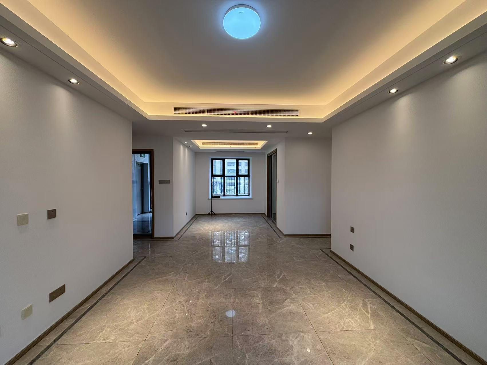 珑府 3室2厅2卫 126.9m&sup2;