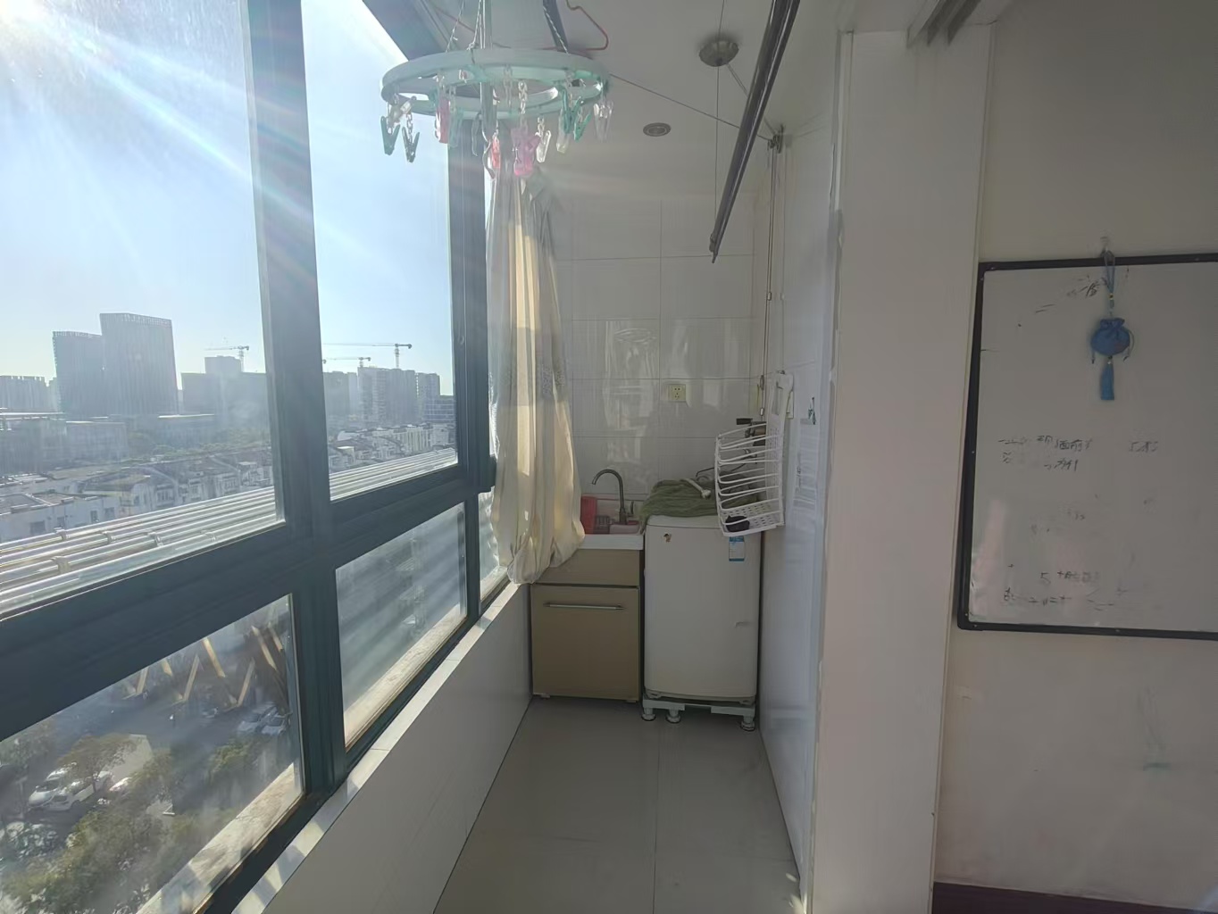 星湖&middot;知音 4室2厅2卫 132m&sup2;