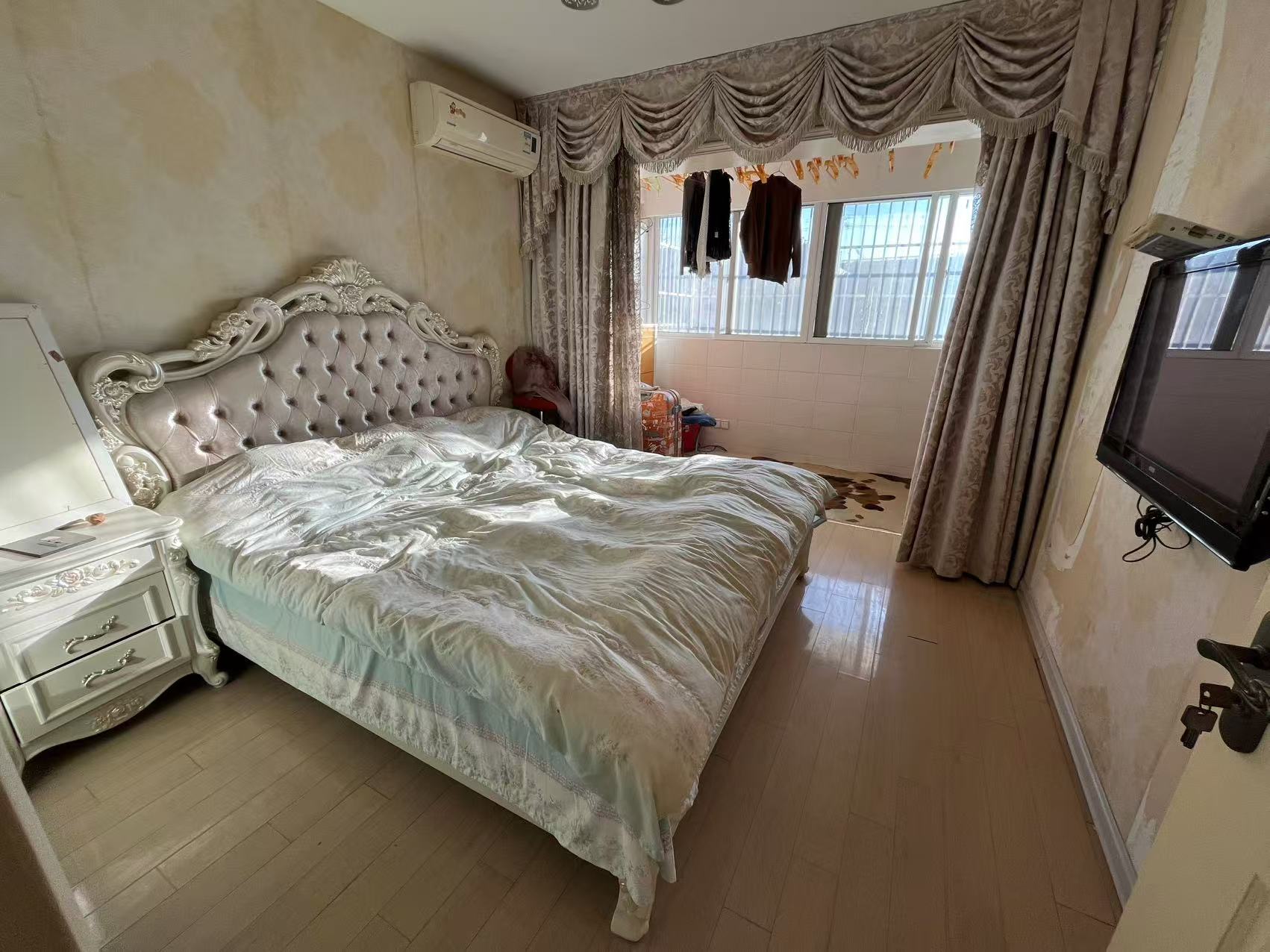 虹桥新苑 3室2厅1卫 105.5m&sup2;